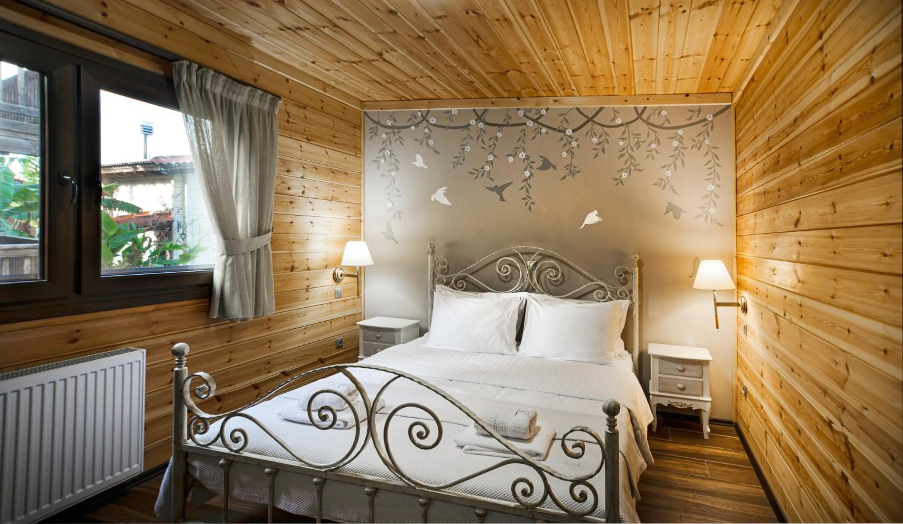 Photo of the whole room, Bed in Anthidon Nature Estate & Farm