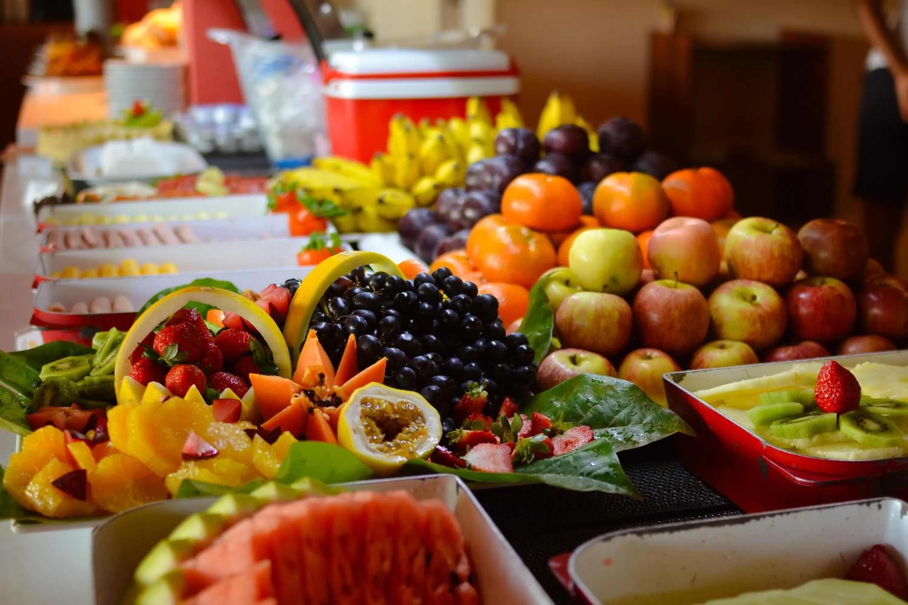 Buffet breakfast in Village Paraíso Tropical