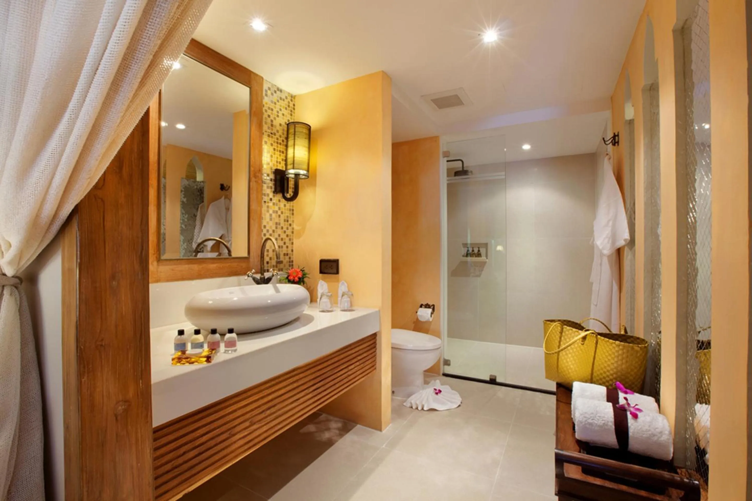 Bathroom, Bed in Burasari Phuket Resort & Spa