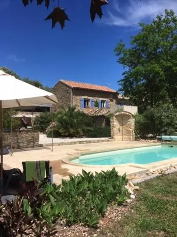 Swimming pool in mas de costebelle