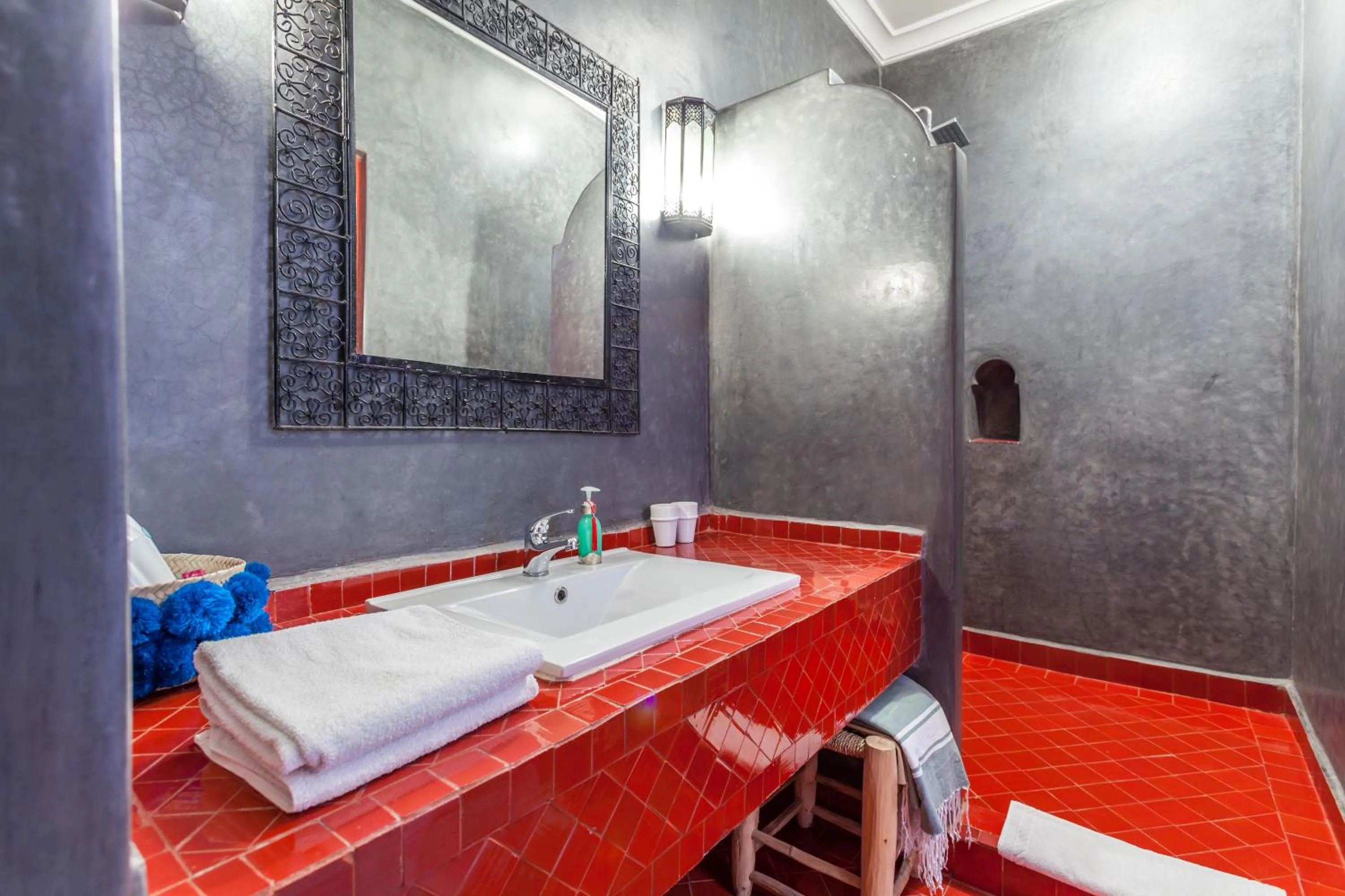 Swimming pool in Riad Danka