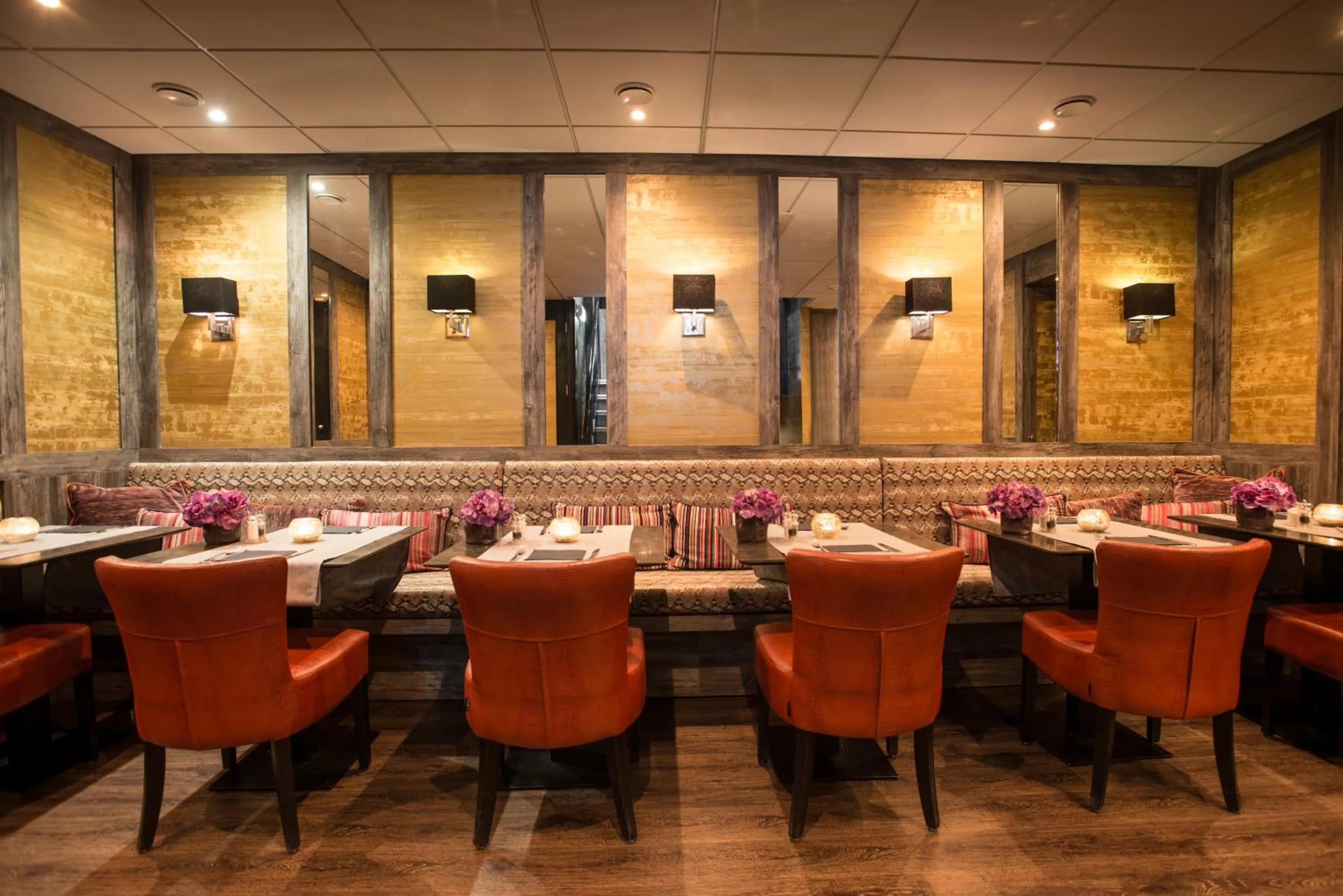 Restaurant/places to eat in Hotel Sebastians