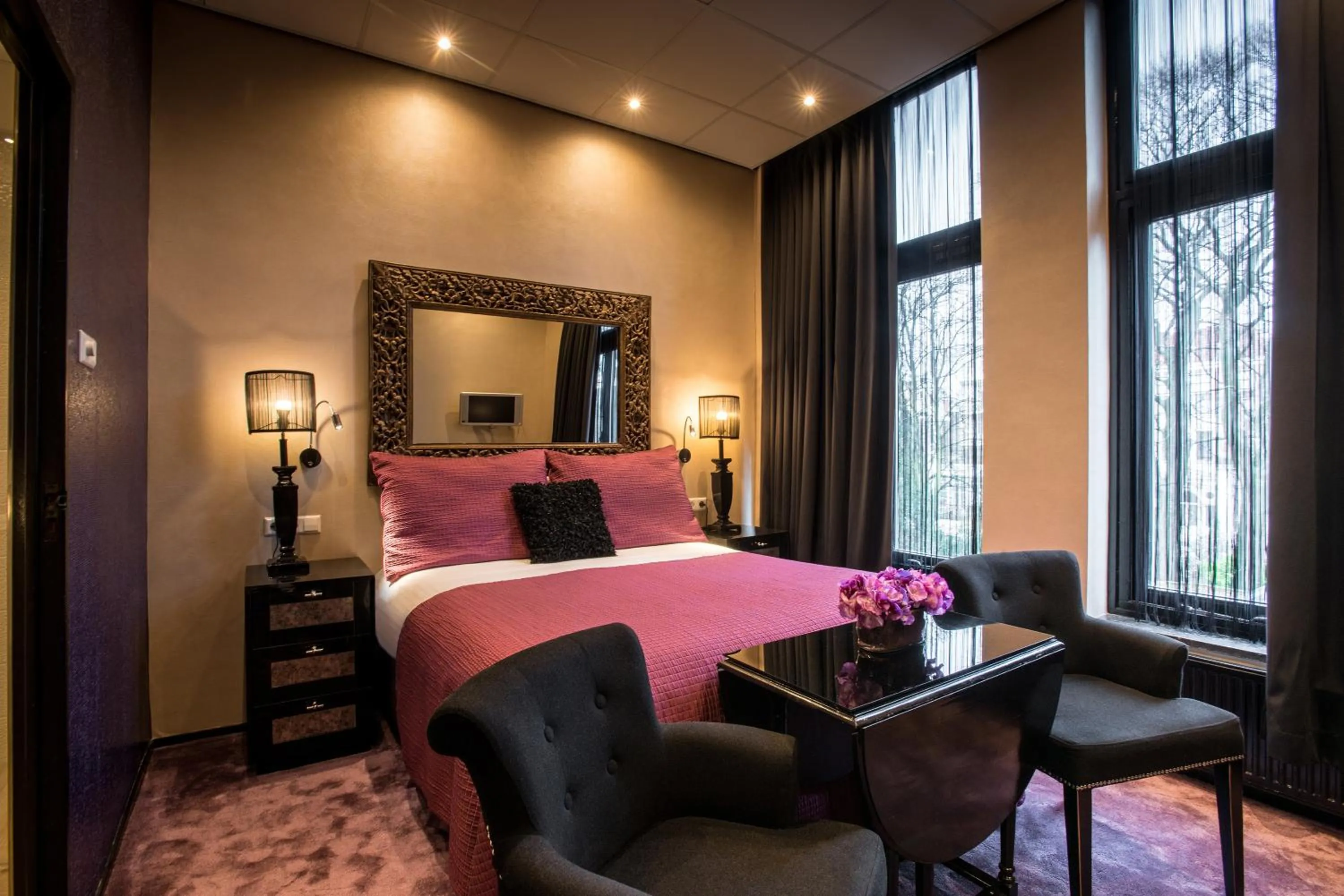 Photo of the whole room, Bed in Hotel Sebastians