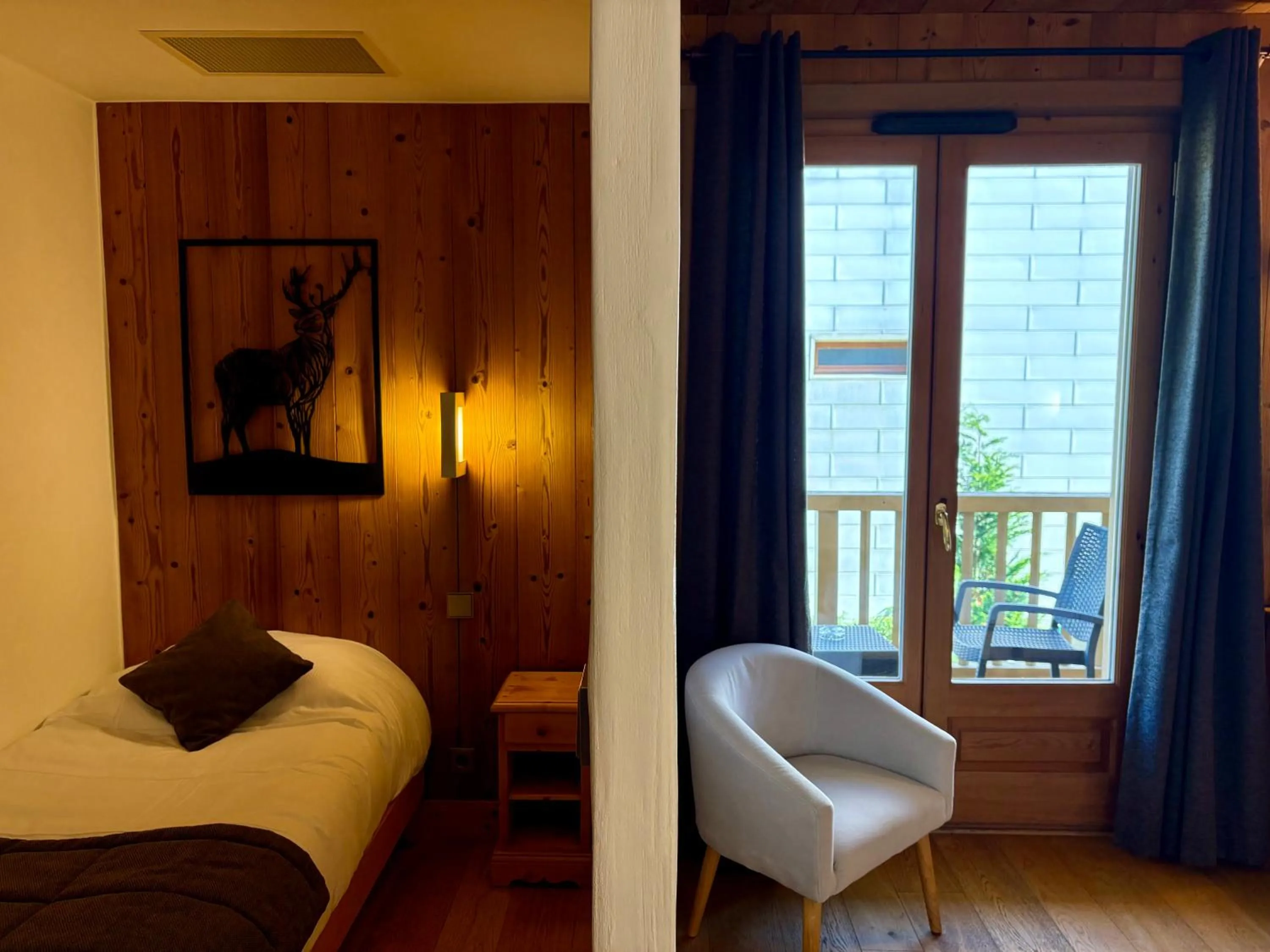 Photo of the whole room, Bed in La Ferme Du Lac