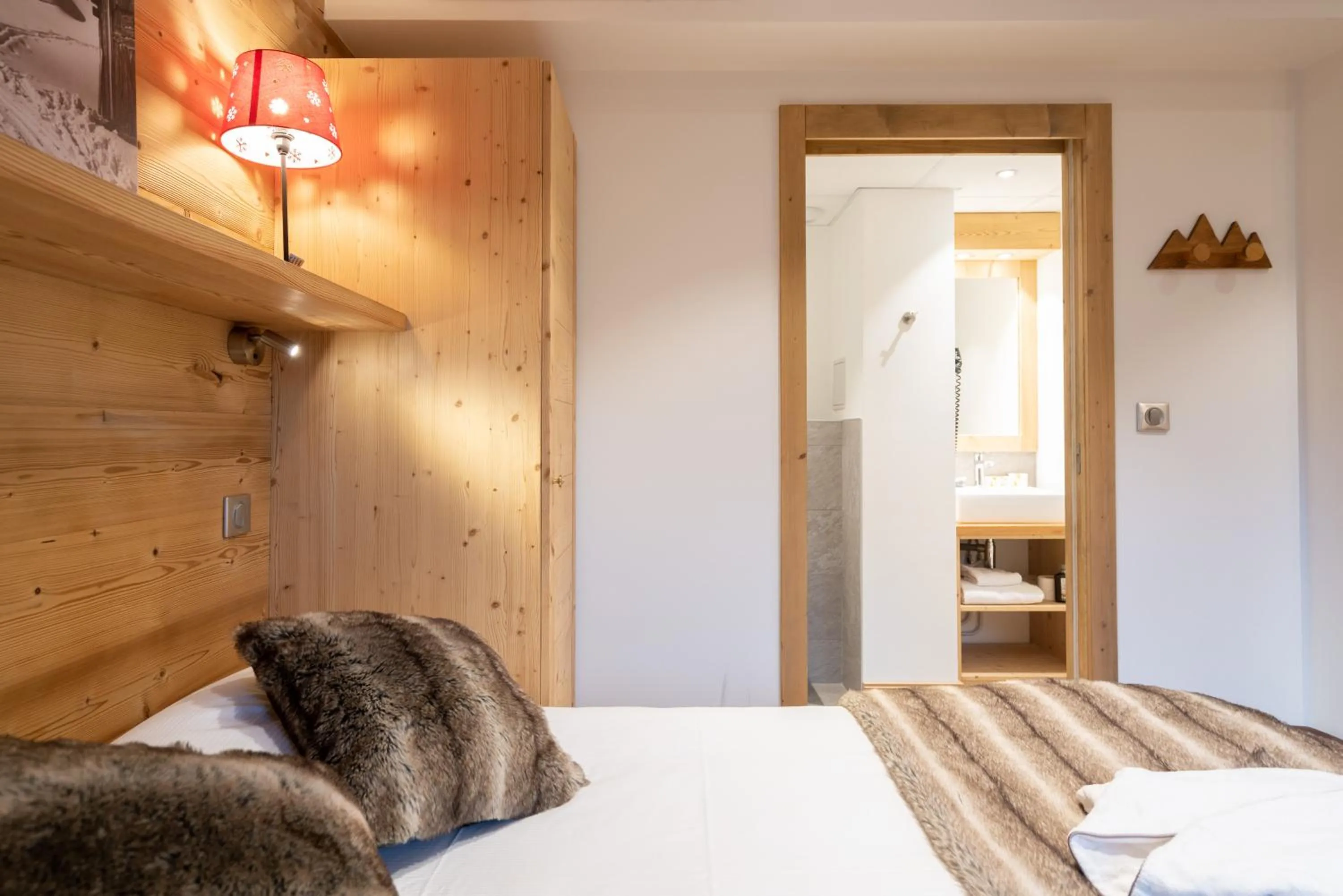 Photo of the whole room, Bed in La Ferme Du Lac