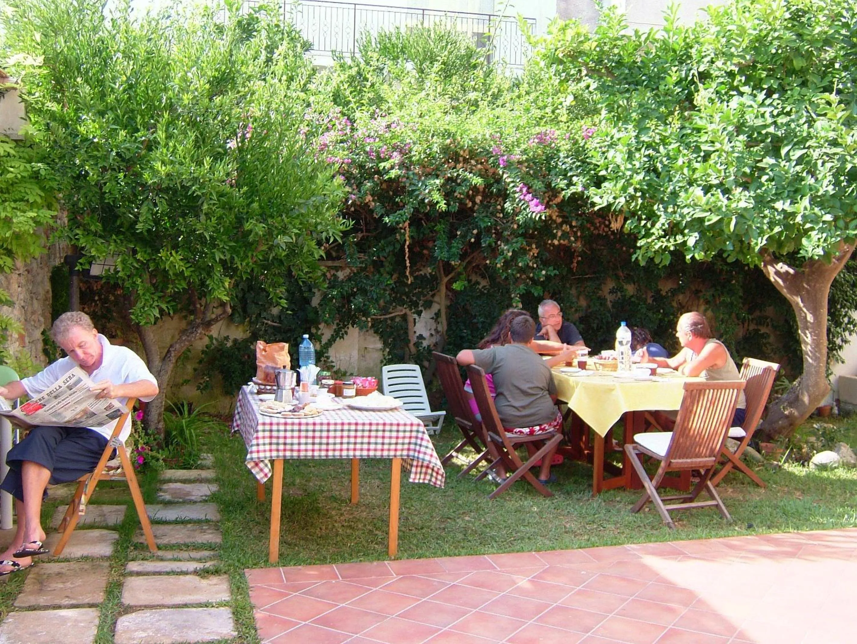 Garden in Antico Camino B&B