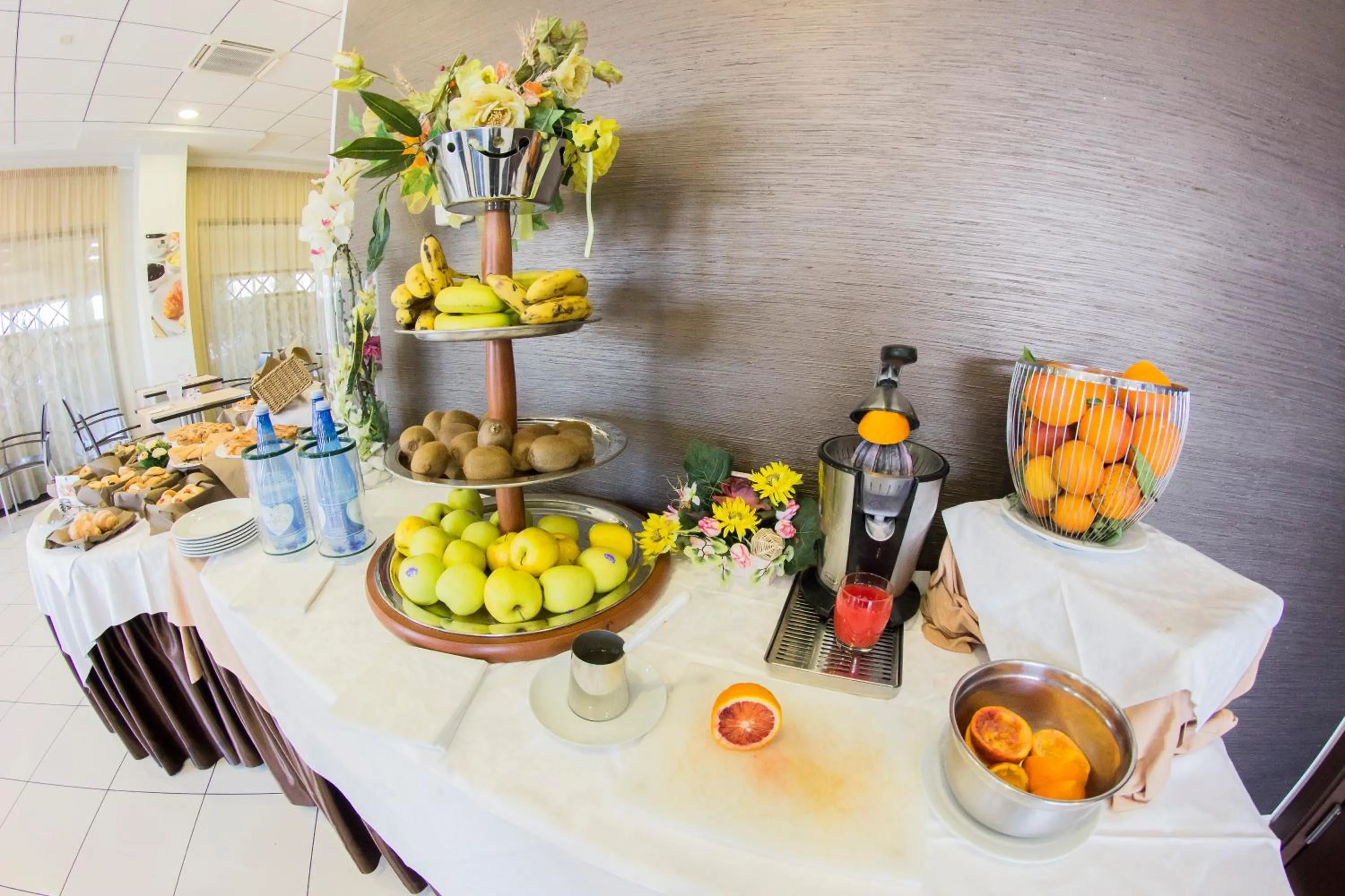 Breakfast in Best Western Hotel Class Lamezia