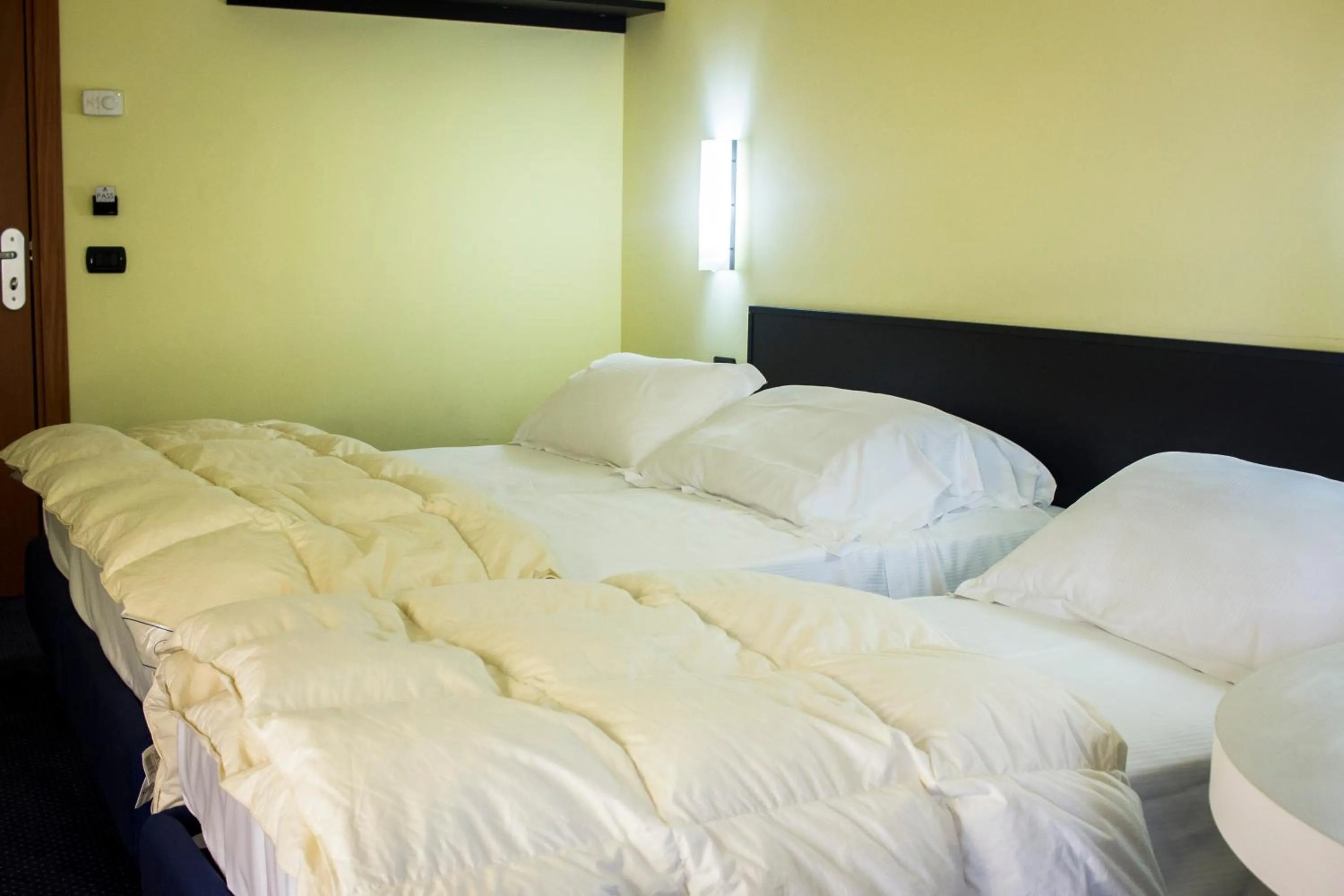 Photo of the whole room, Bed in Best Western Hotel Class Lamezia