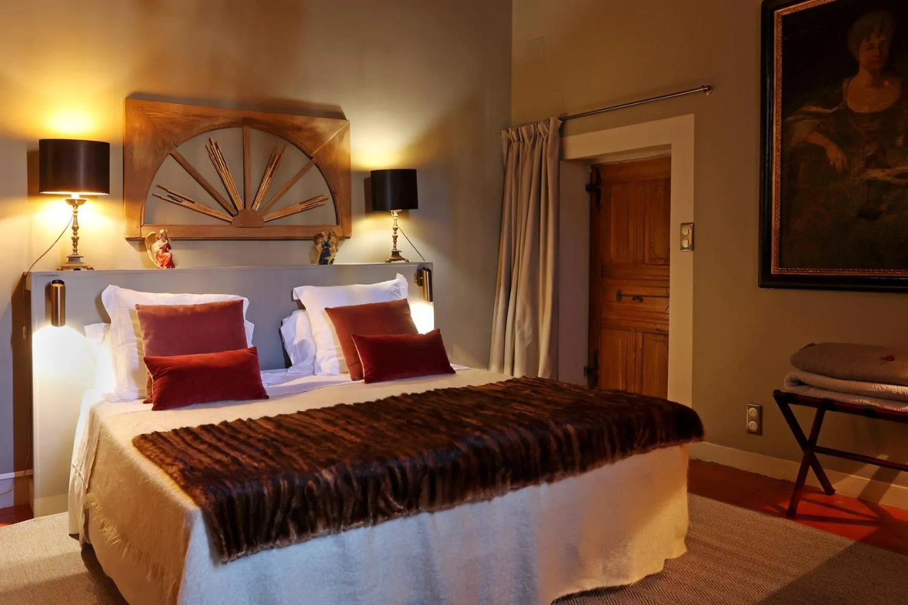 Fleur De Lys Double Room in Chambres d'hôtes La Tour Sainte-Cécile
