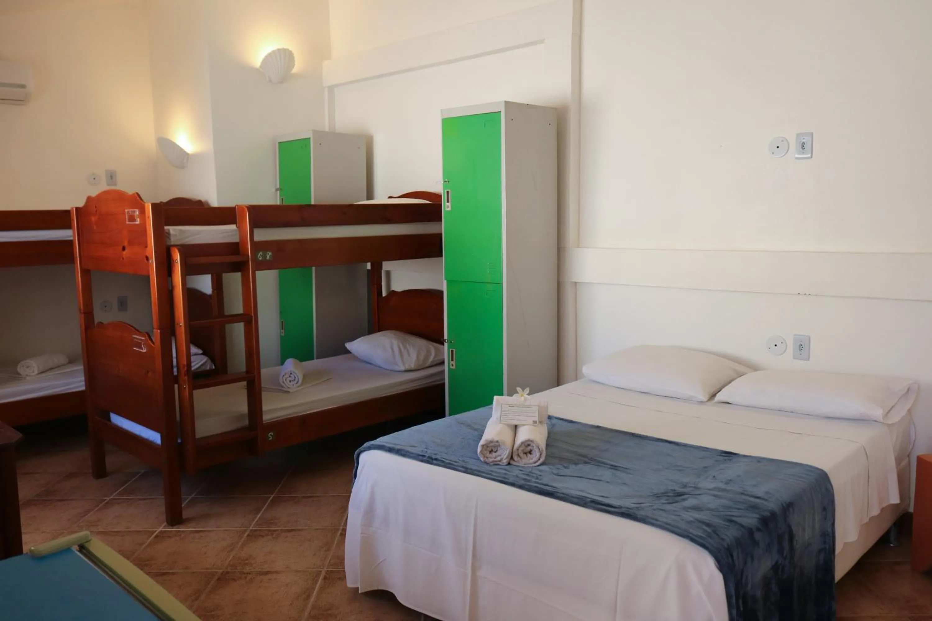 bunk bed, Bed in Bamboo Búzios Hostel