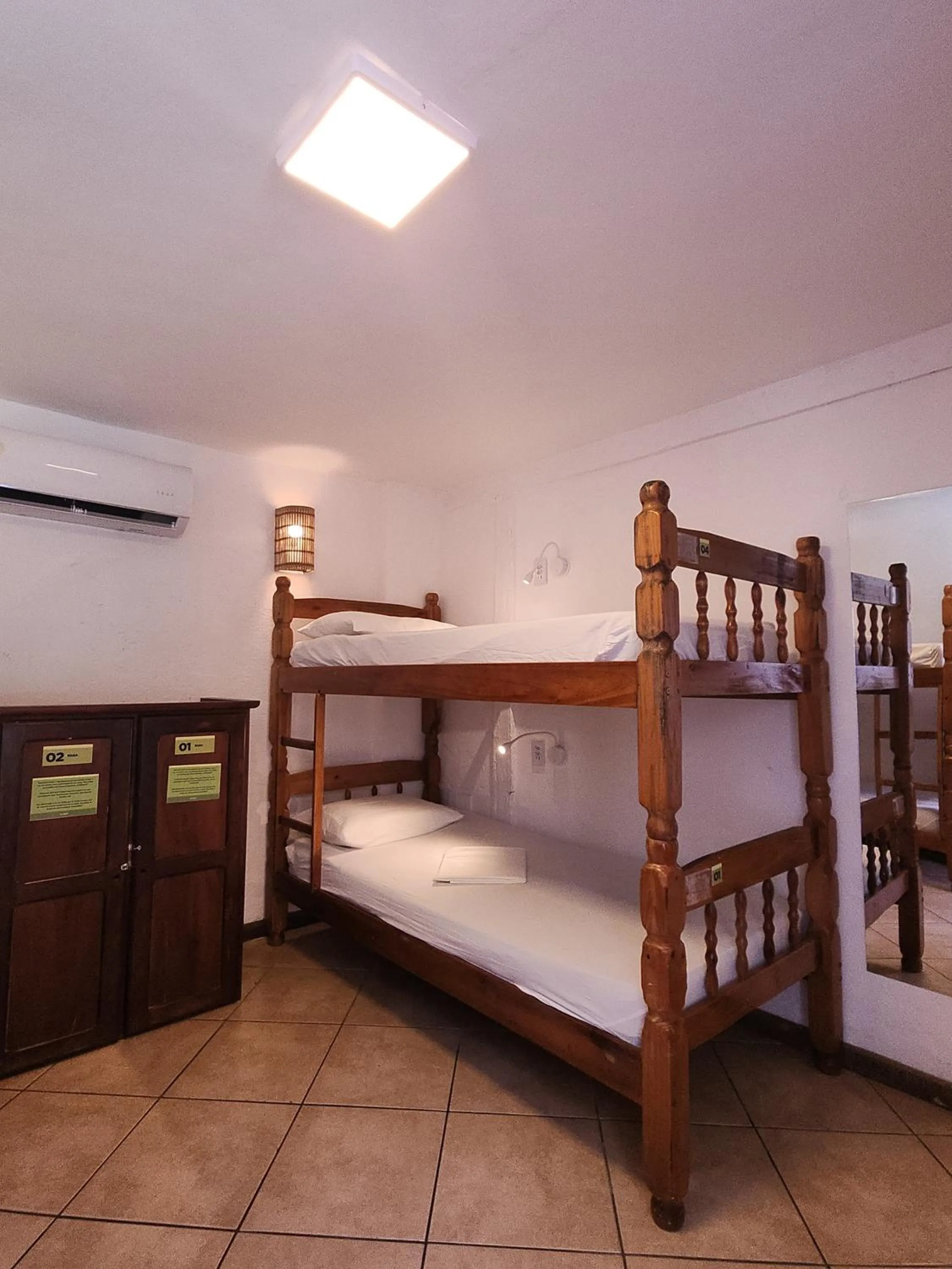 Bed in Bamboo Búzios Hostel