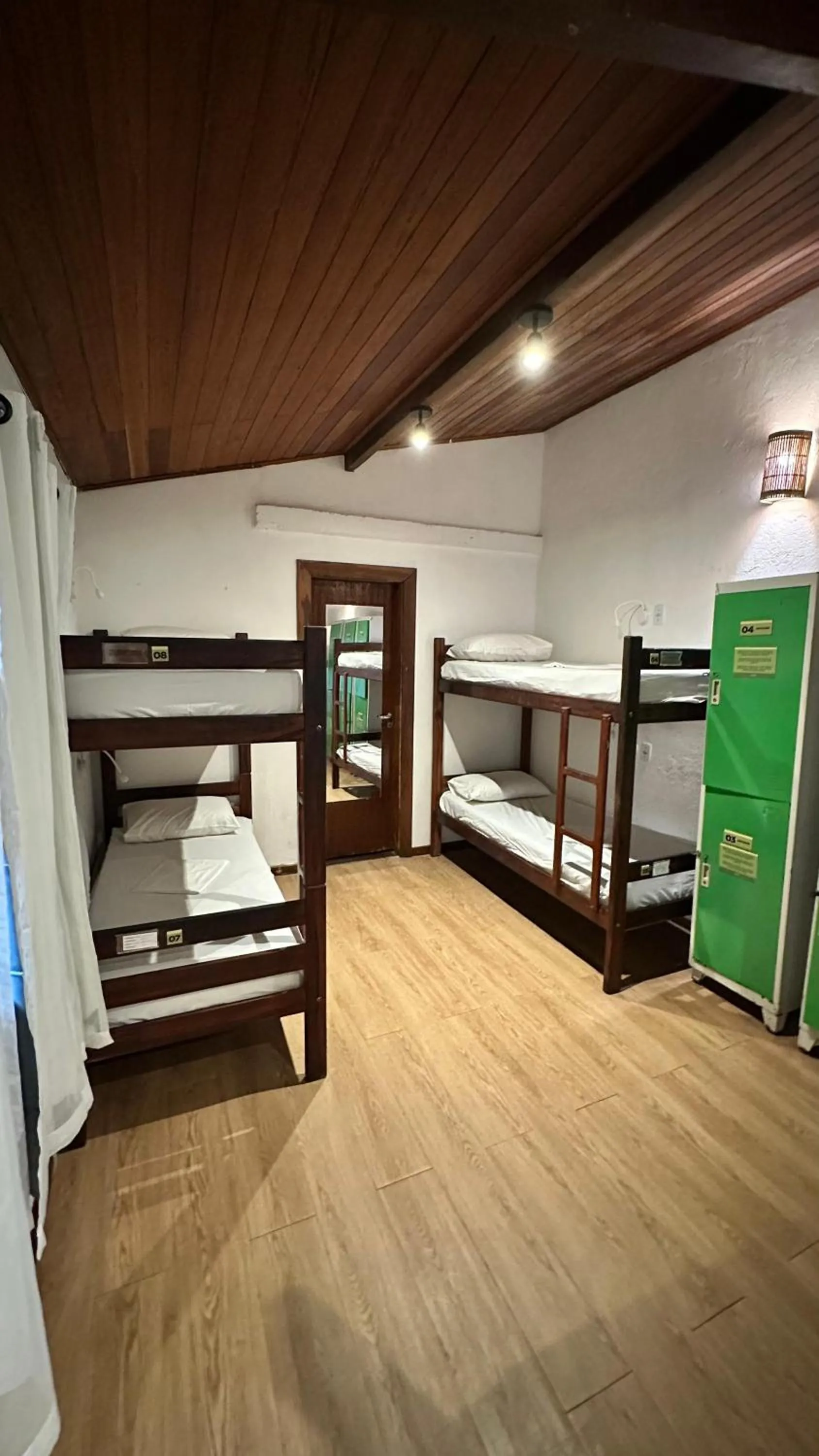 Bed in Bamboo Búzios Hostel