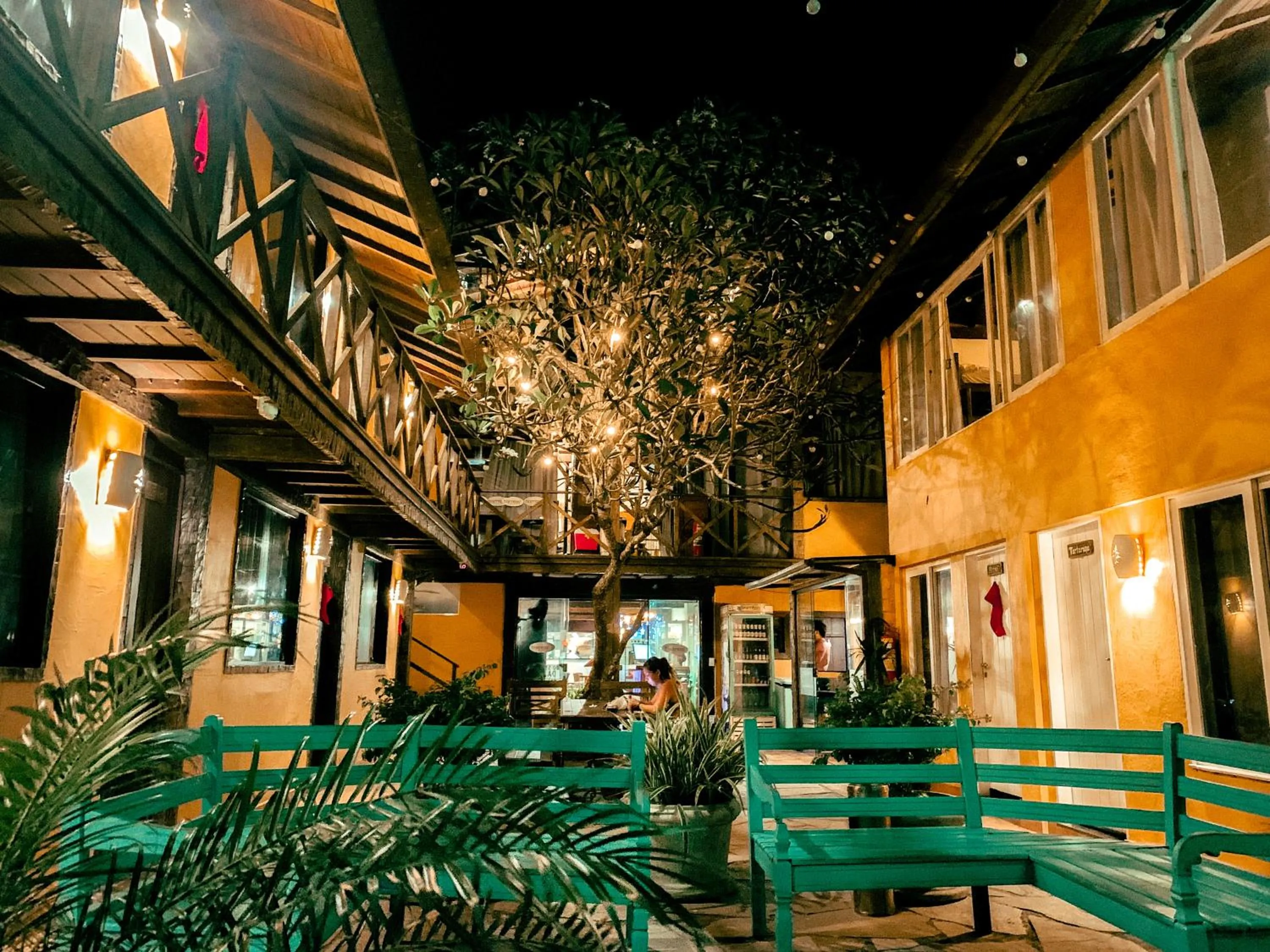 Bamboo Búzios Hostel