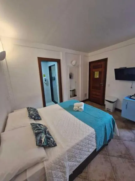 Photo of the whole room, Bed in Bamboo Búzios Hostel