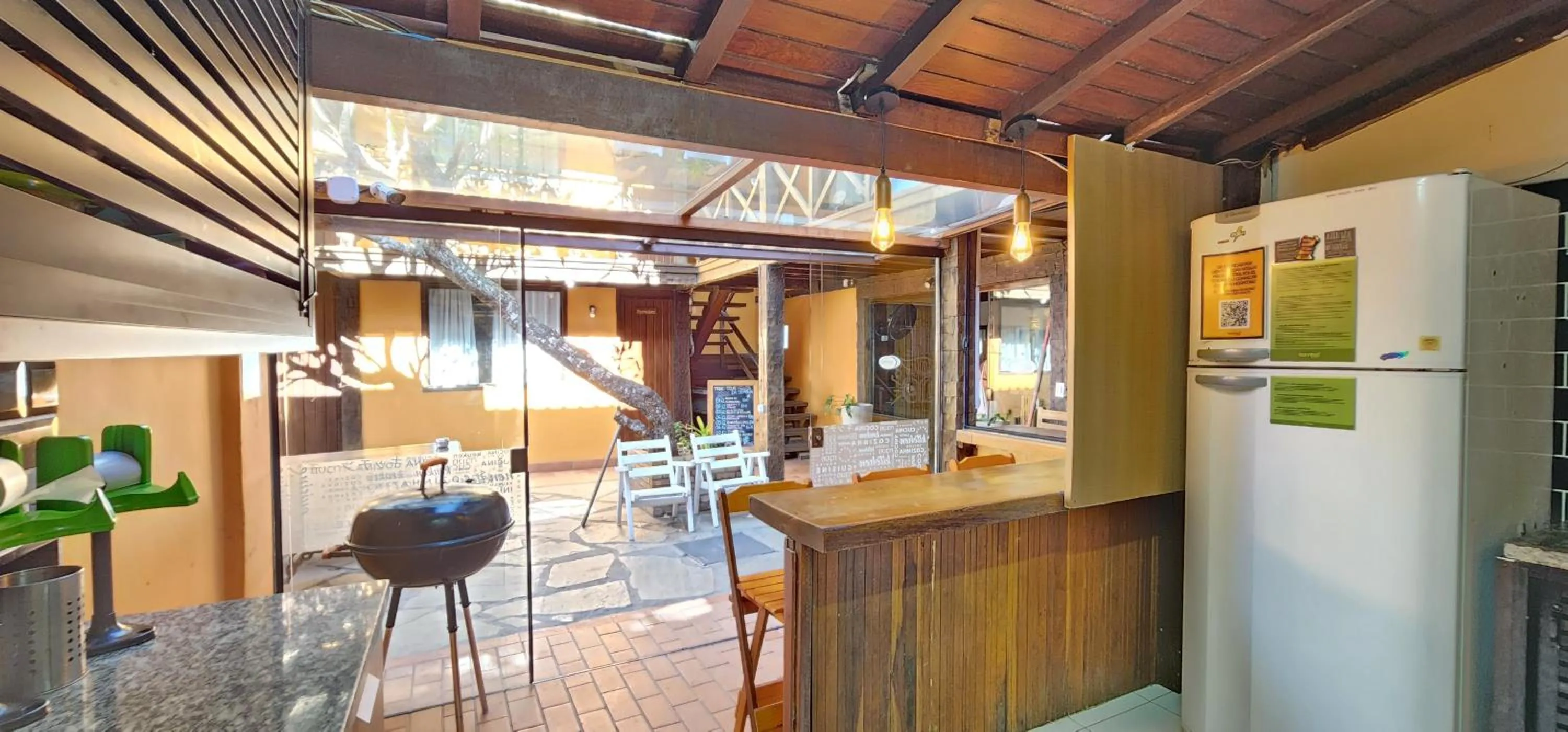 Bamboo Búzios Hostel