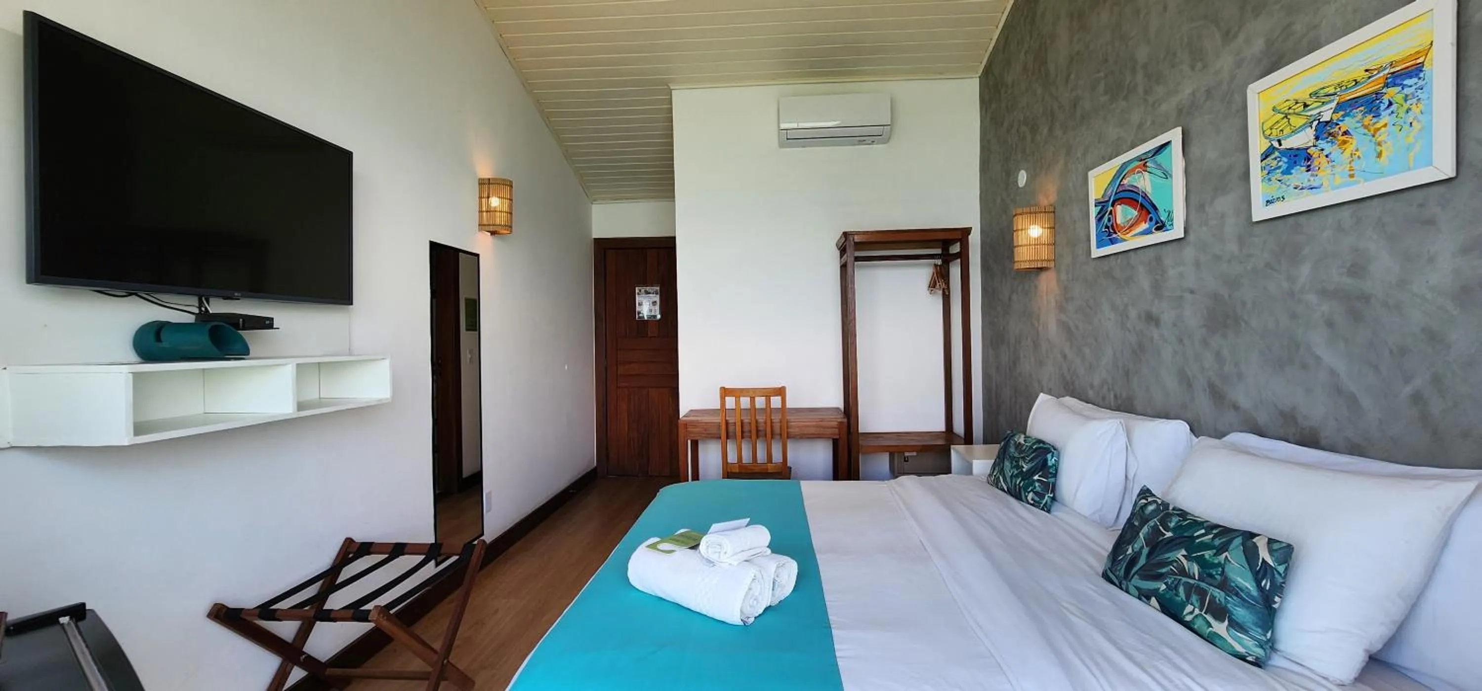 Bed in Bamboo Búzios Hostel