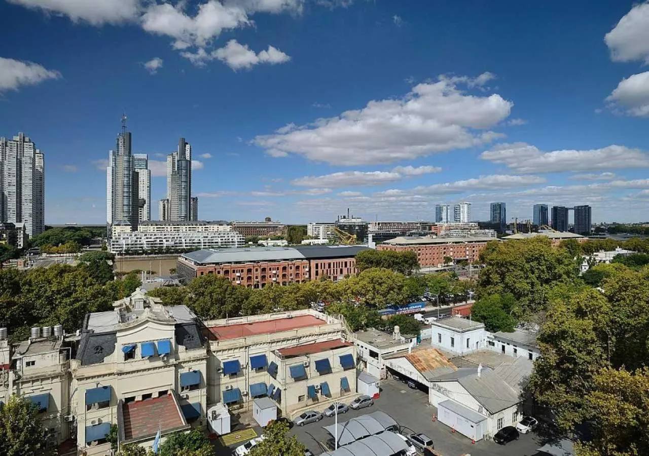 City view in Pleno Madero