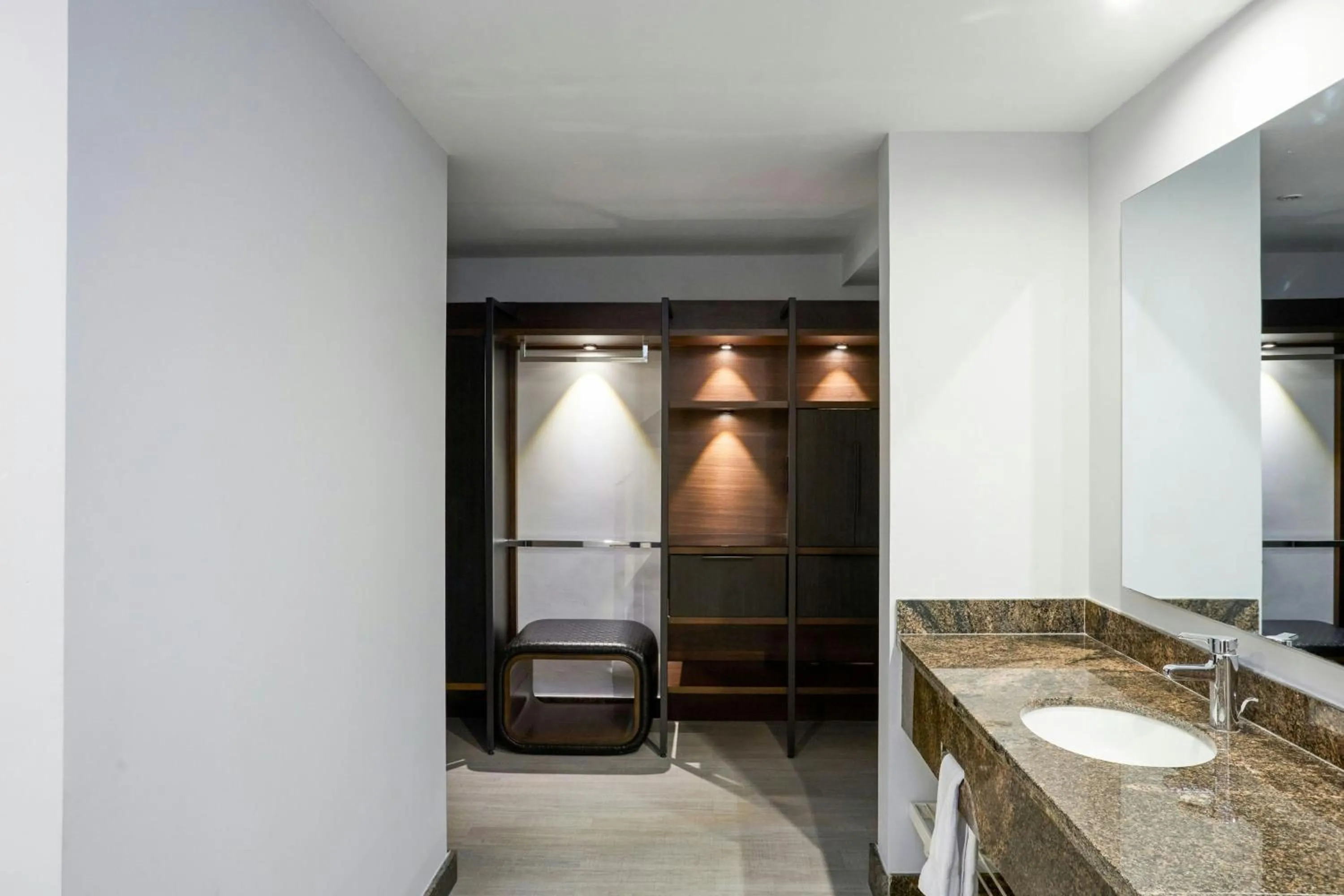 Bathroom in Marriott Maracay Golf Resort