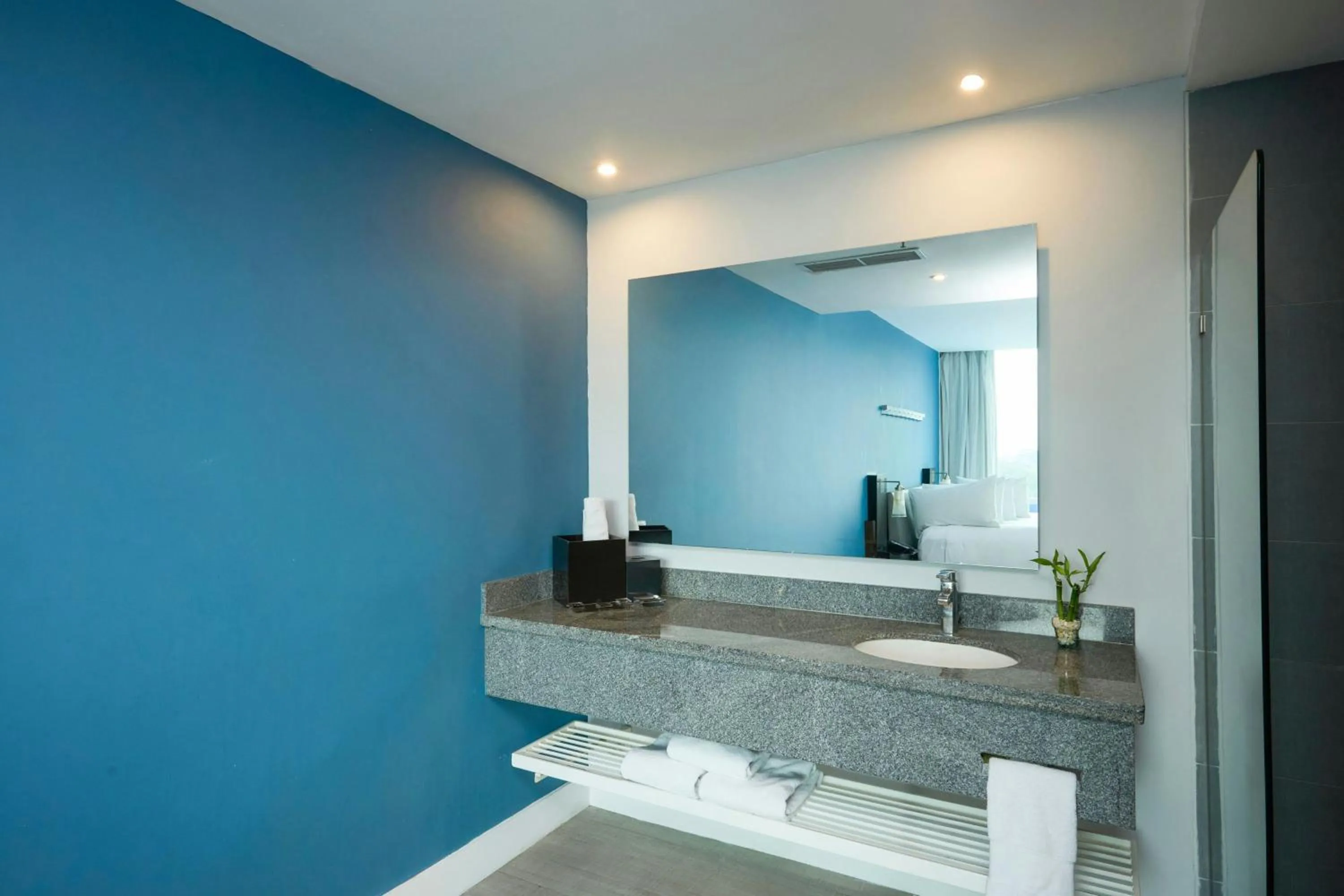 Bathroom in Marriott Maracay Golf Resort