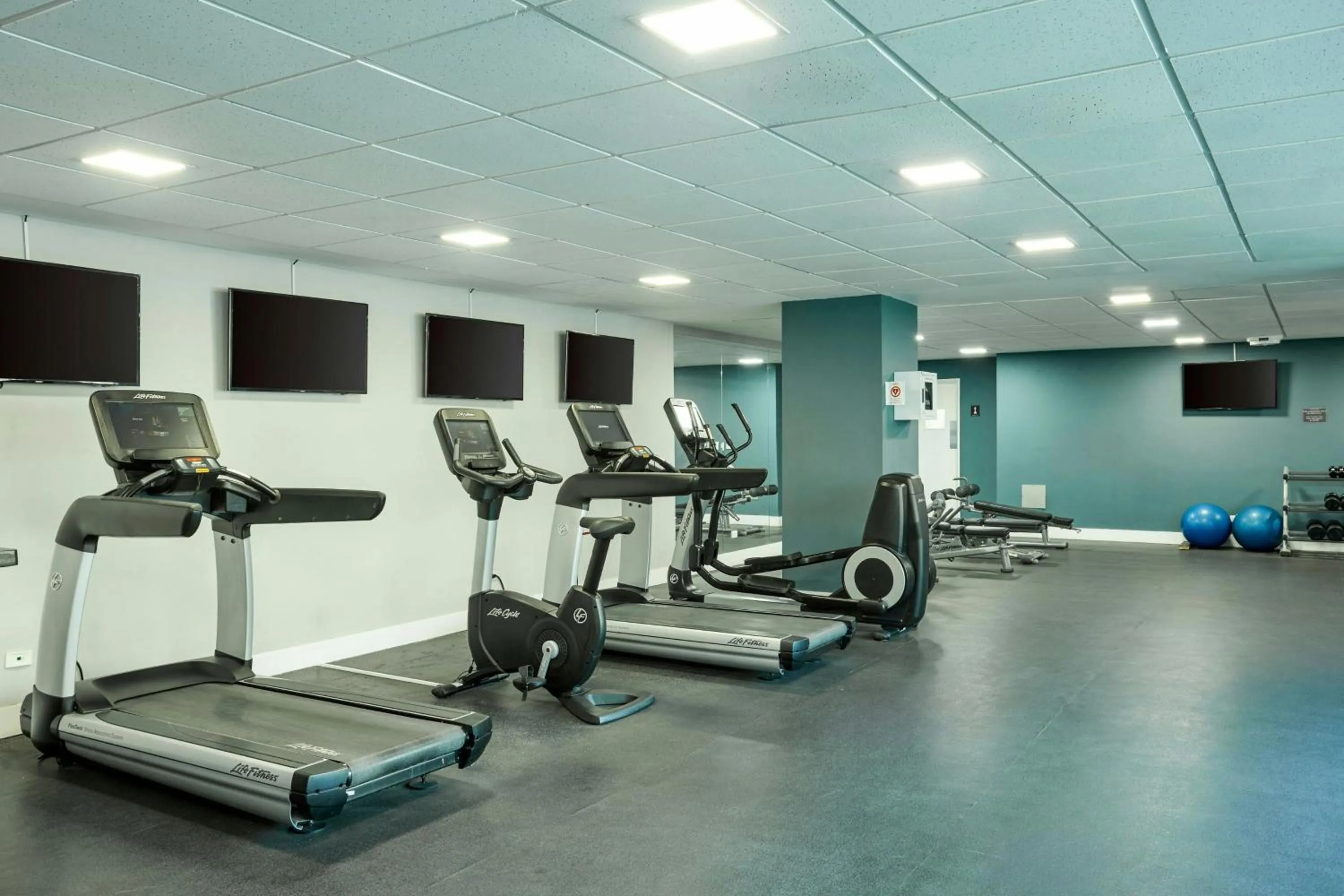 Fitness centre/facilities in Marriott Maracay Golf Resort