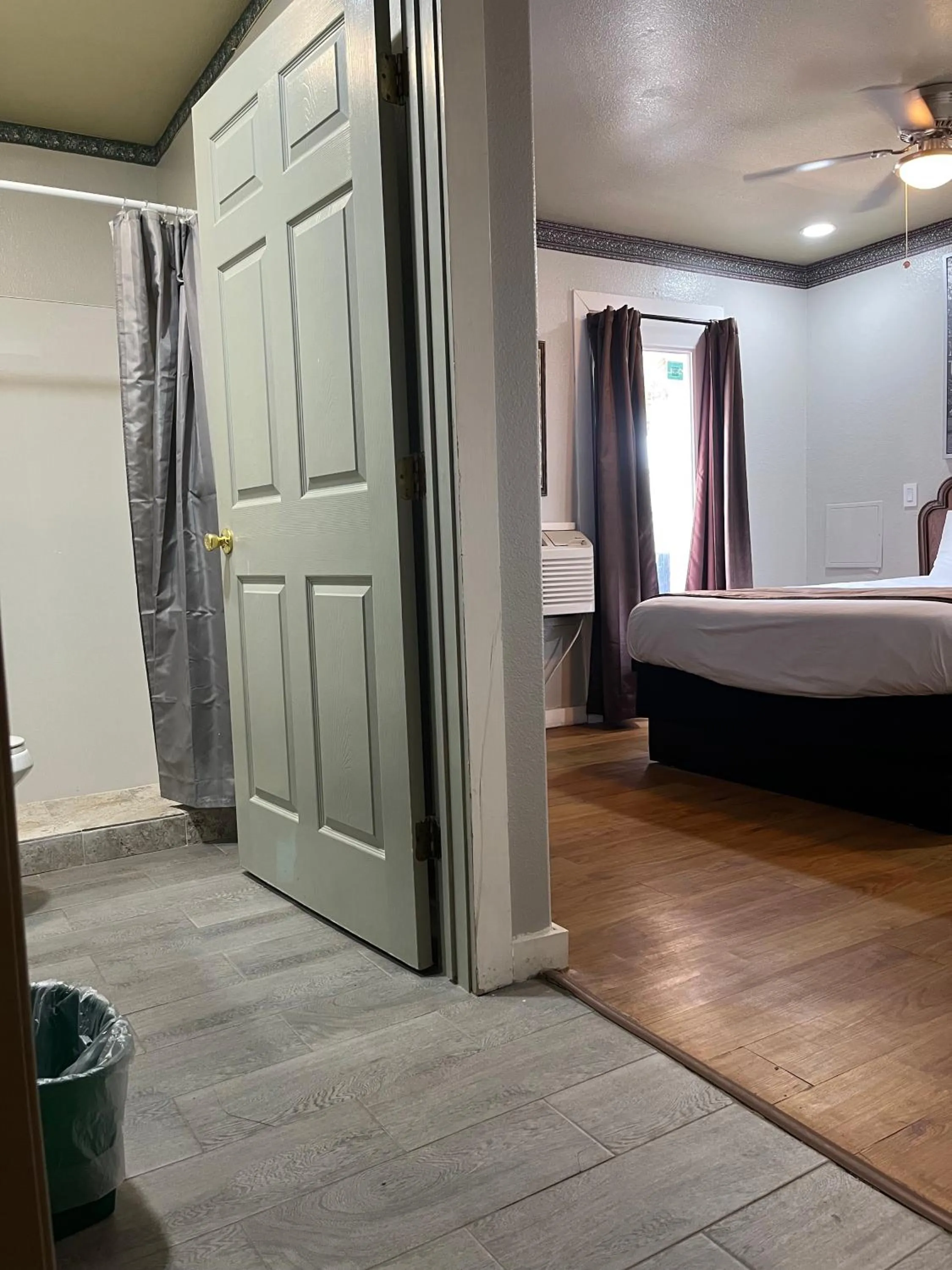 Bed in Outpost Motel