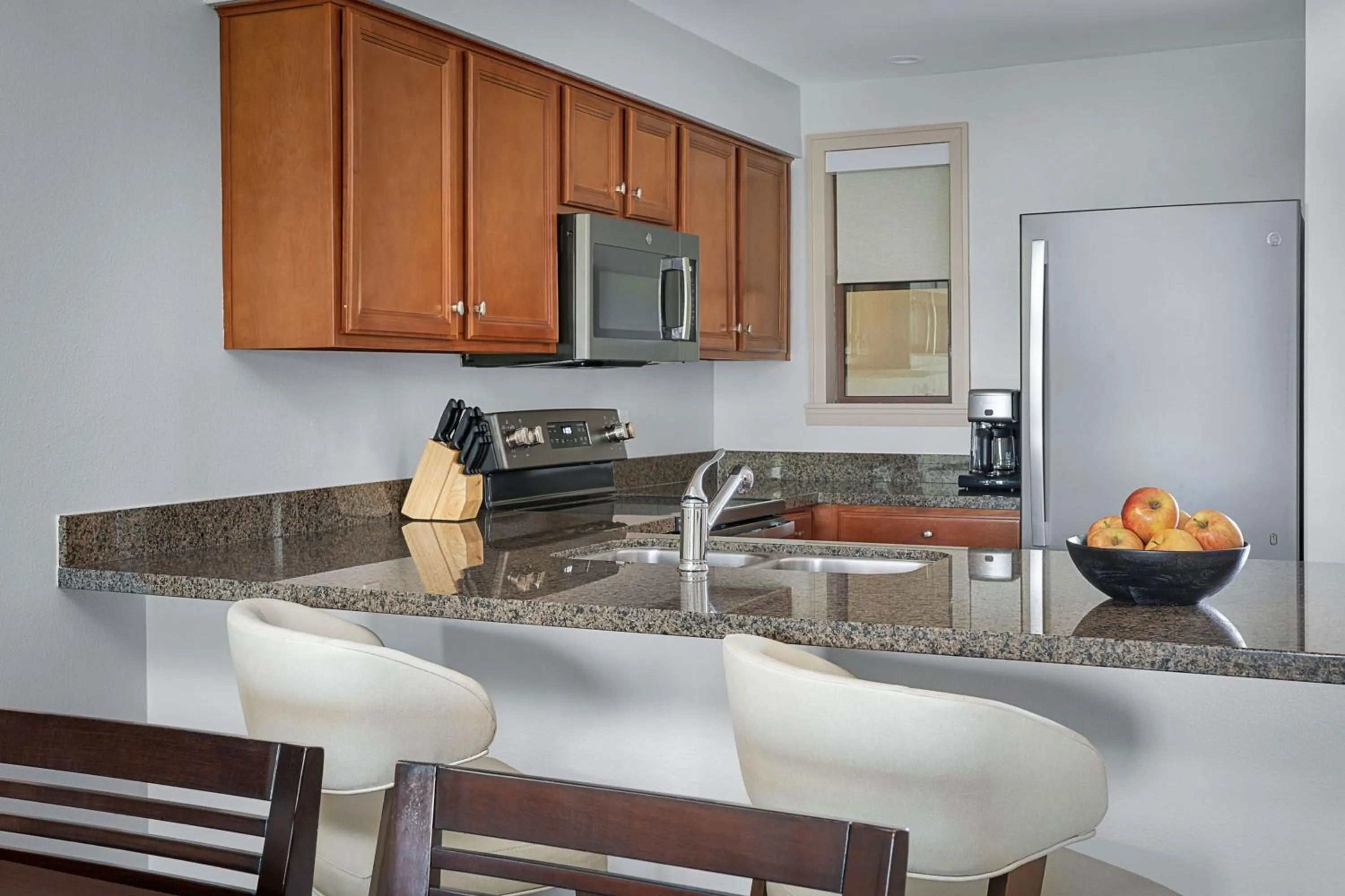 Kitchen or kitchenette in The Westin Desert Willow Villas, Palm Desert