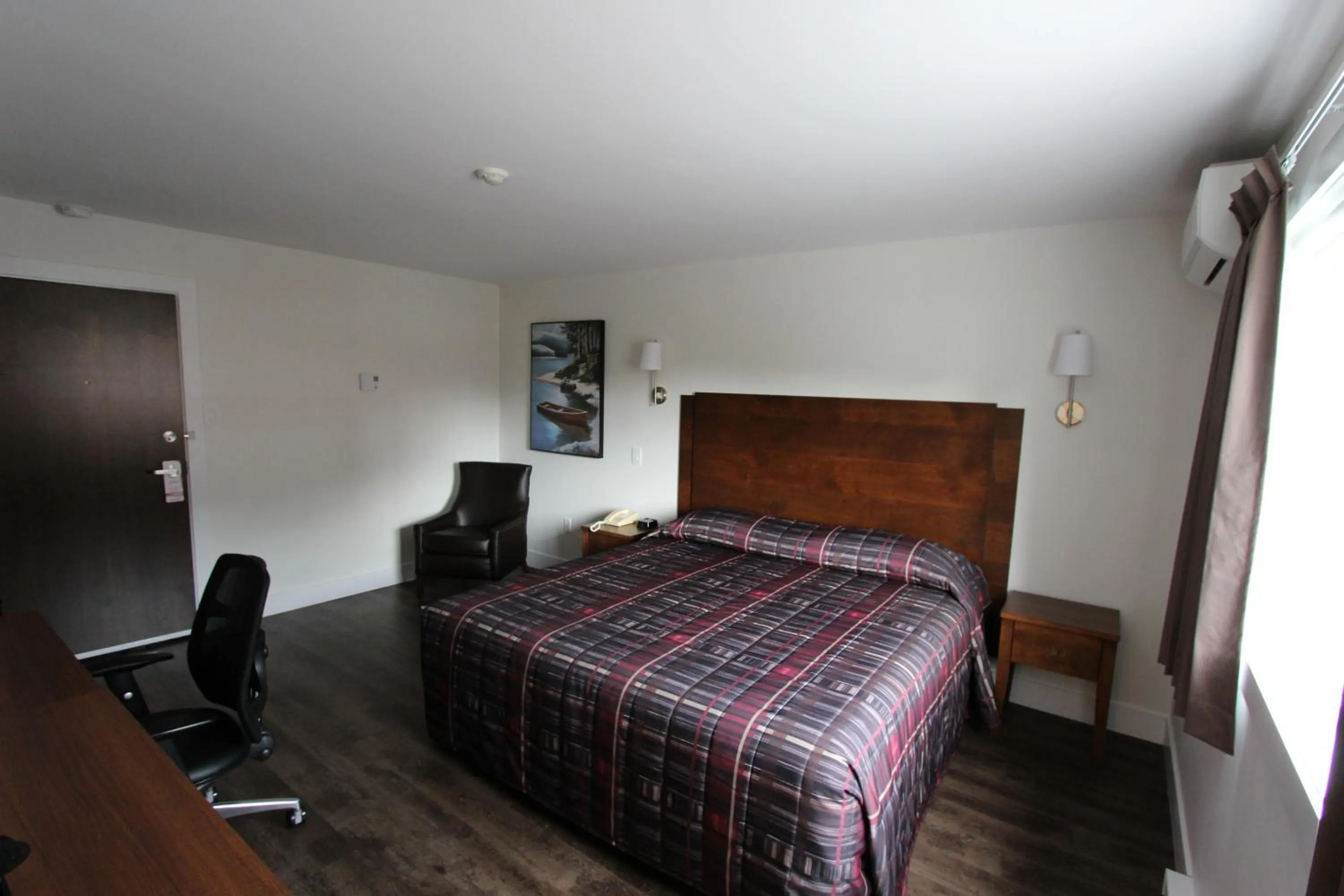 Bed in Stardust Motel - Bedford