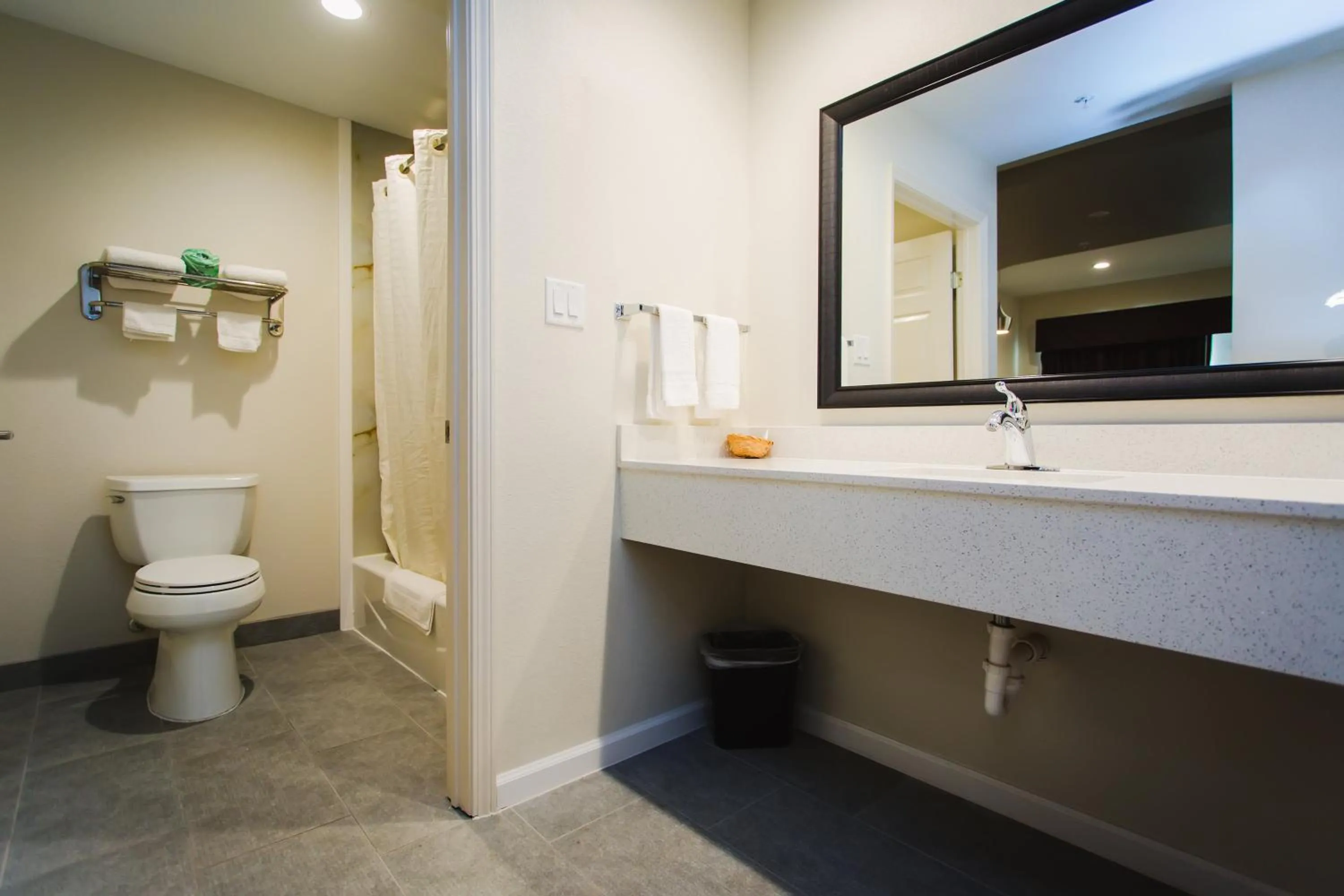 Scottish Inns & Suites Atascocita