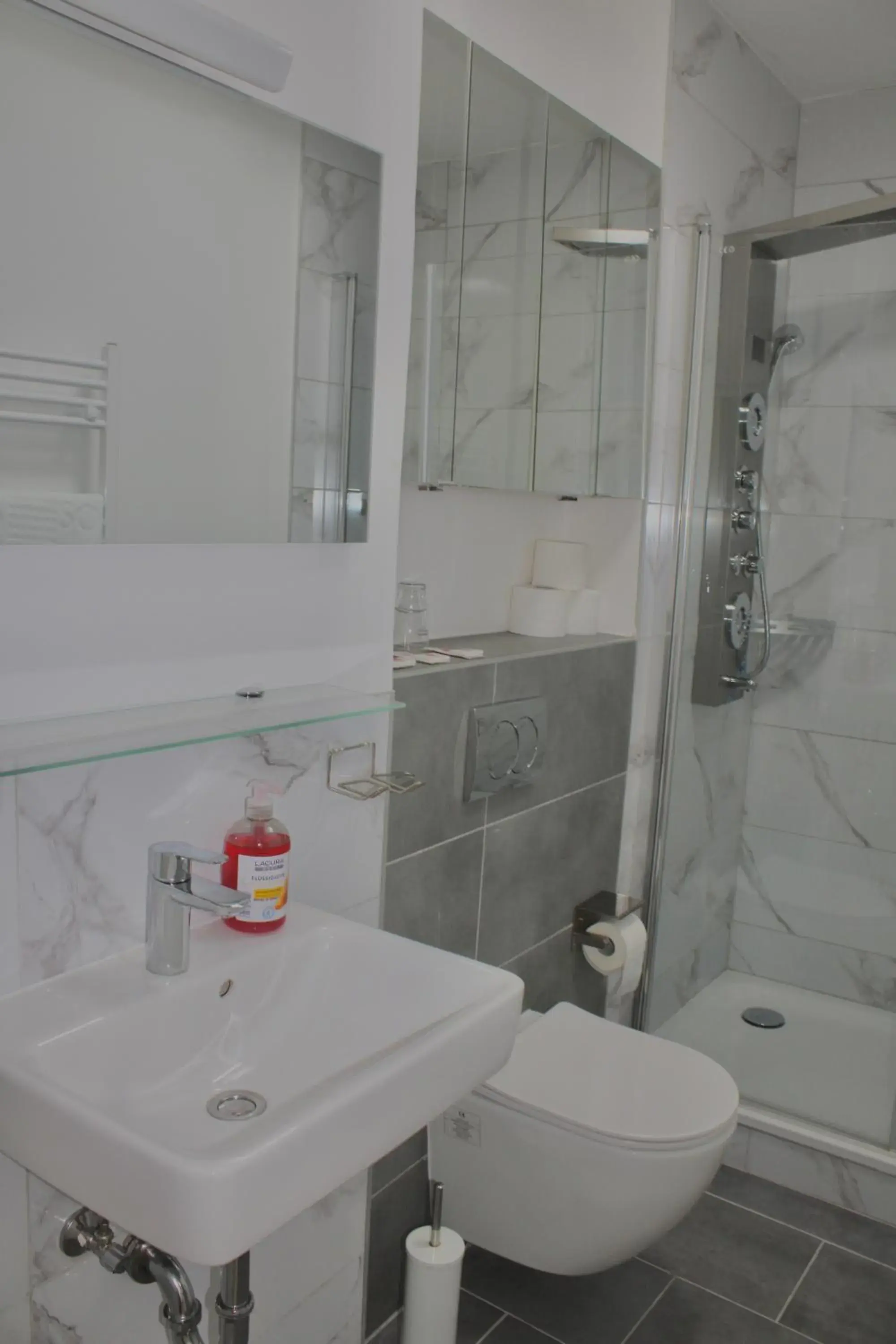 Double Room in Hotel Sofia Double Room in Hotel Sofia