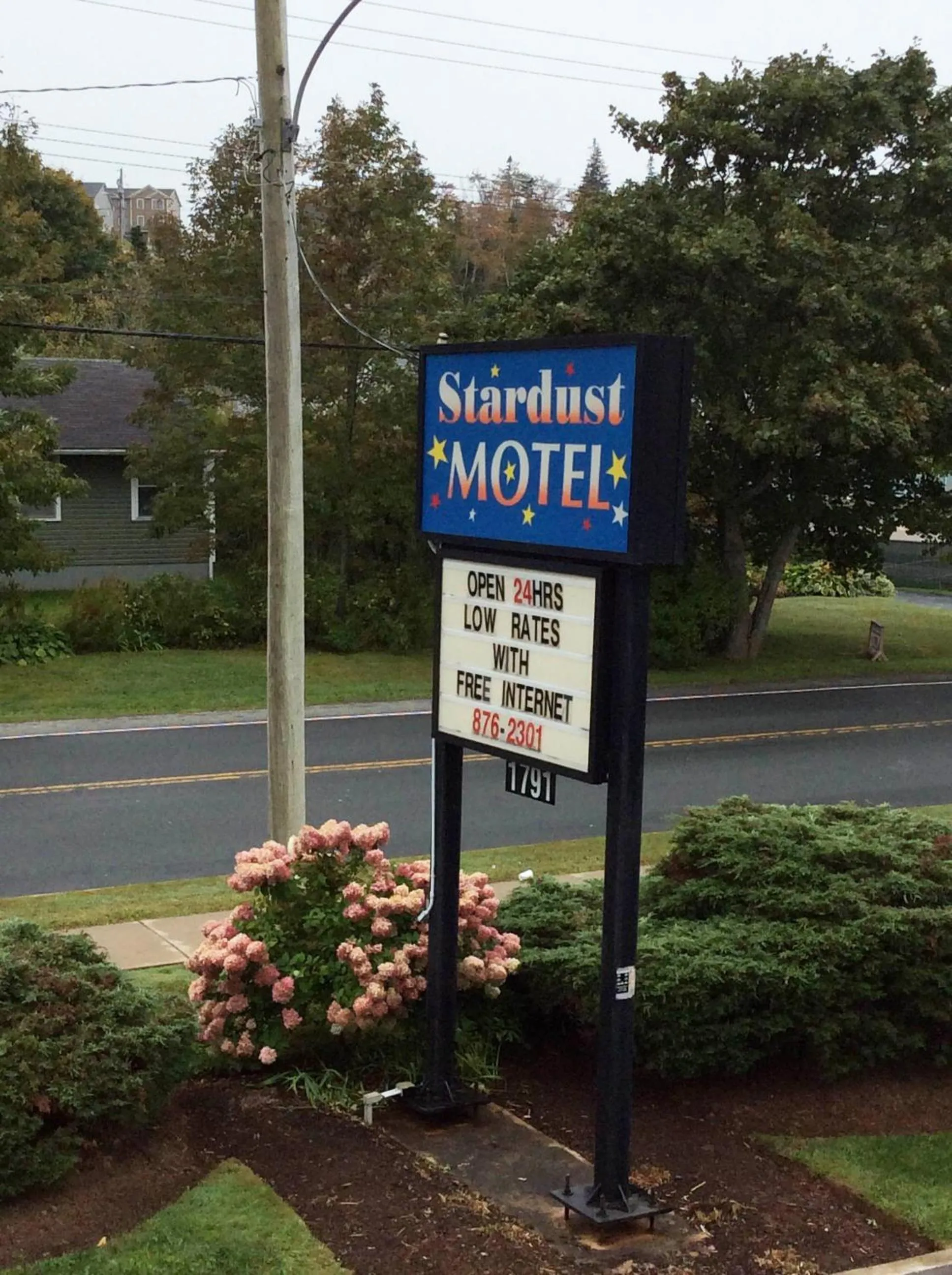 Facade/entrance in Stardust Motel - Timberlea