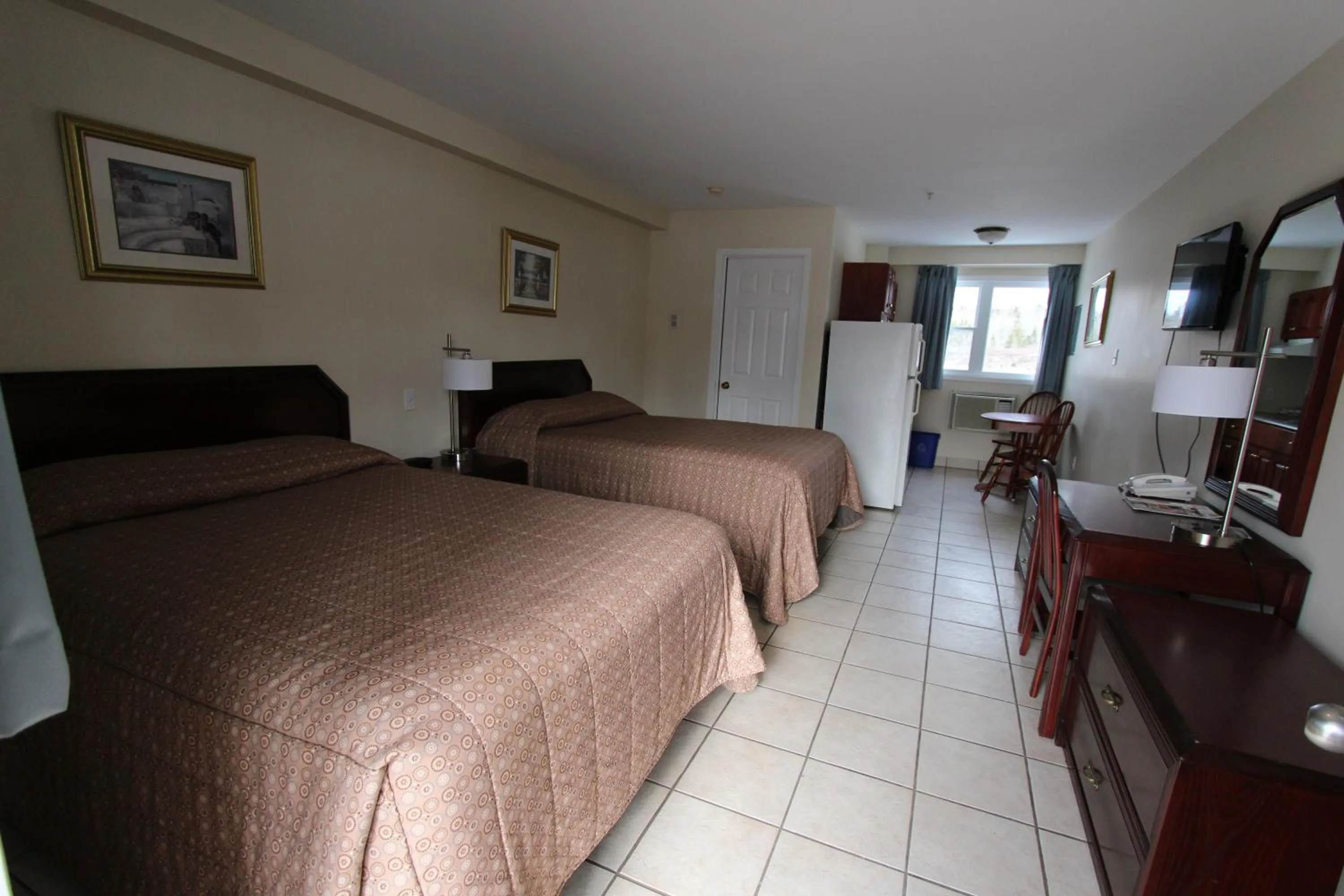 Bedroom, Bed in Stardust Motel - Timberlea