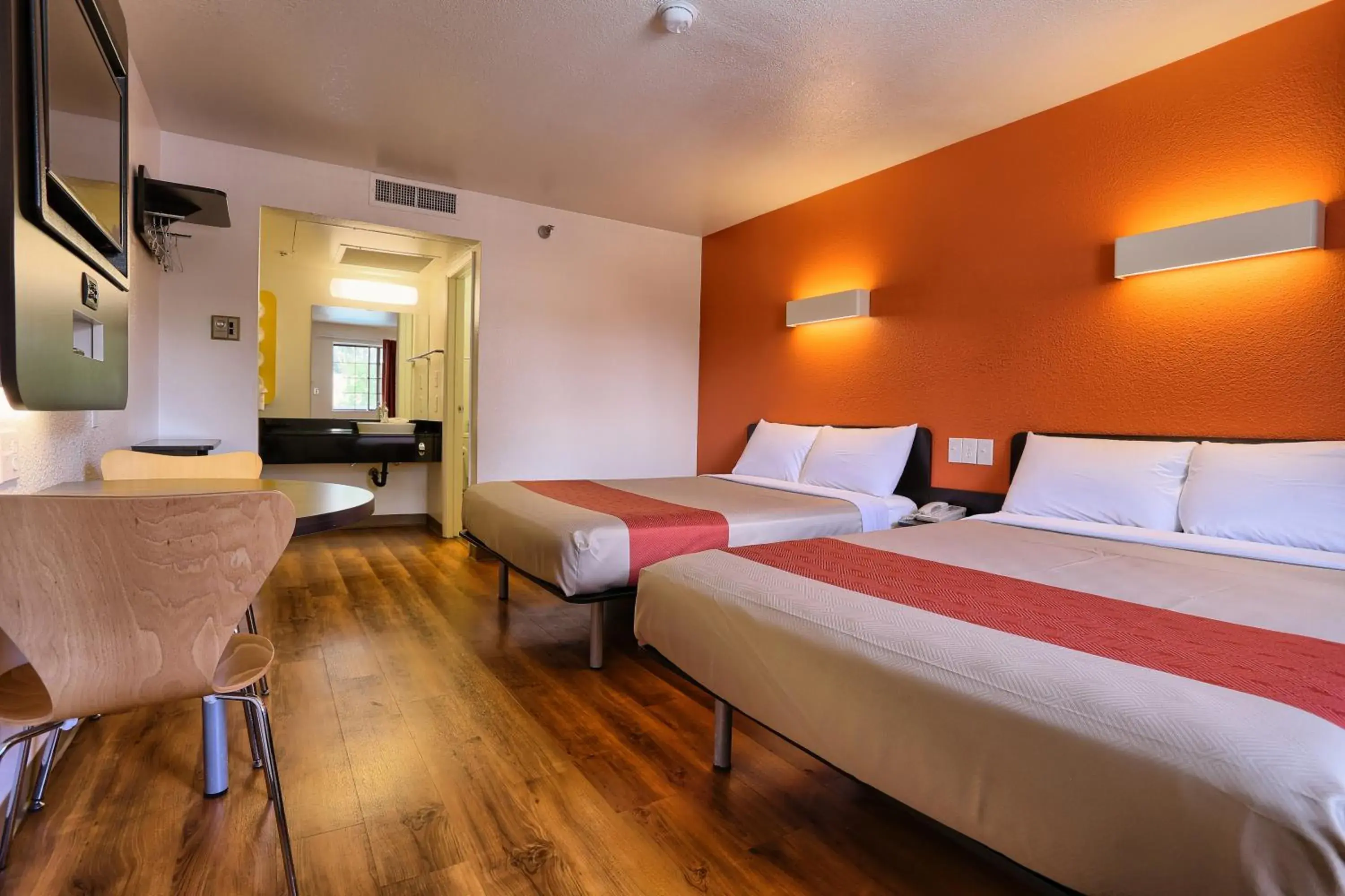 Quadruple Room with Two Queen Beds - Disability Access/Non Smoking in Motel 6-Petaluma, CA Quadruple Room with Two Queen Beds - Disability Access/Non Smoking in Motel 6-Petaluma, CA