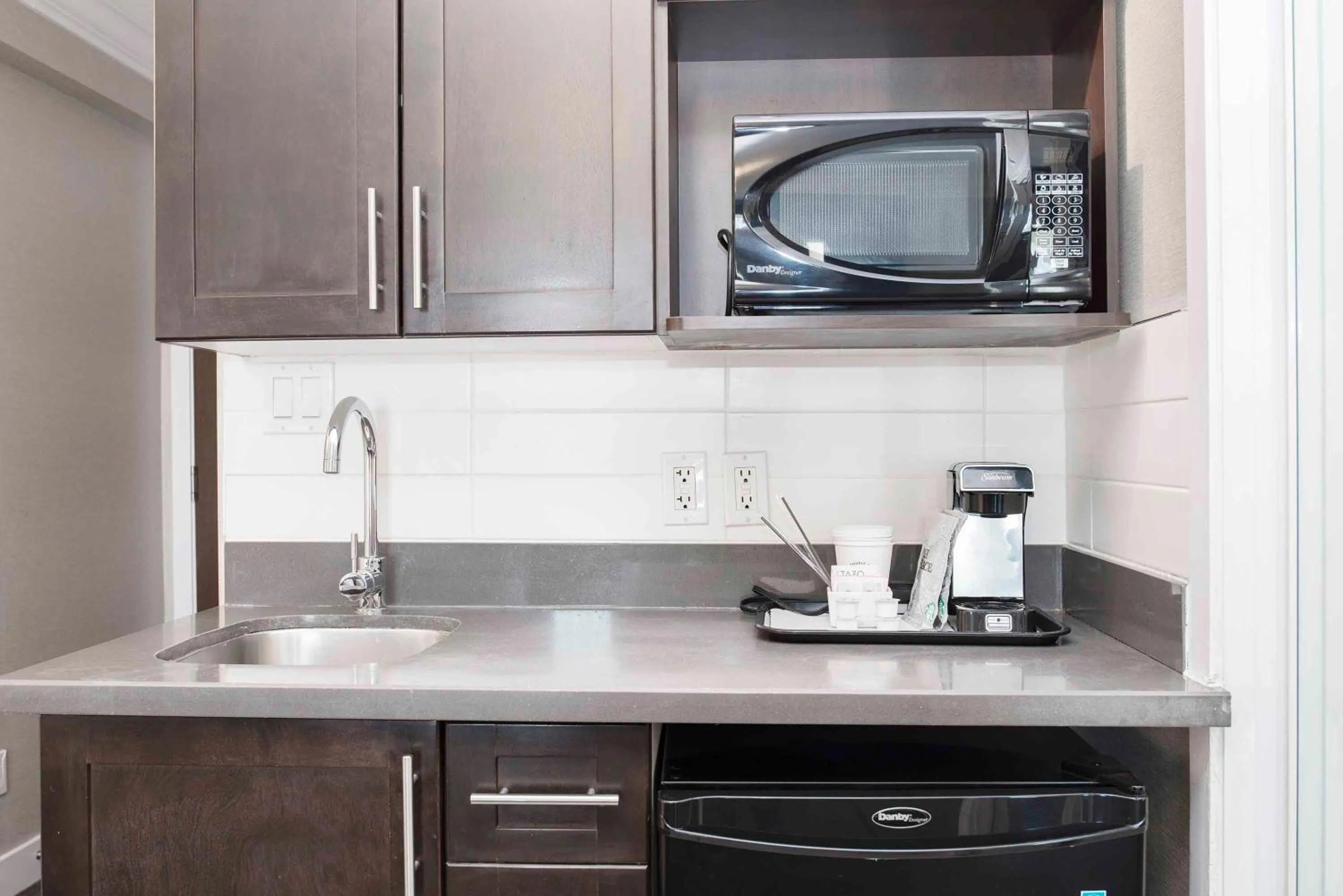 Kitchen or kitchenette in Sandman Signature Prince George Hotel