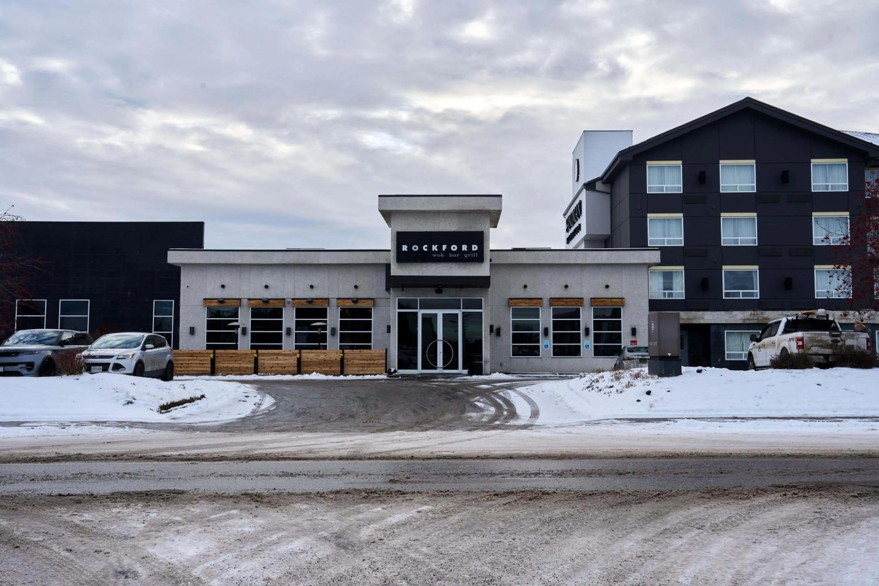 Restaurant/places to eat in Sandman Signature Prince George Hotel