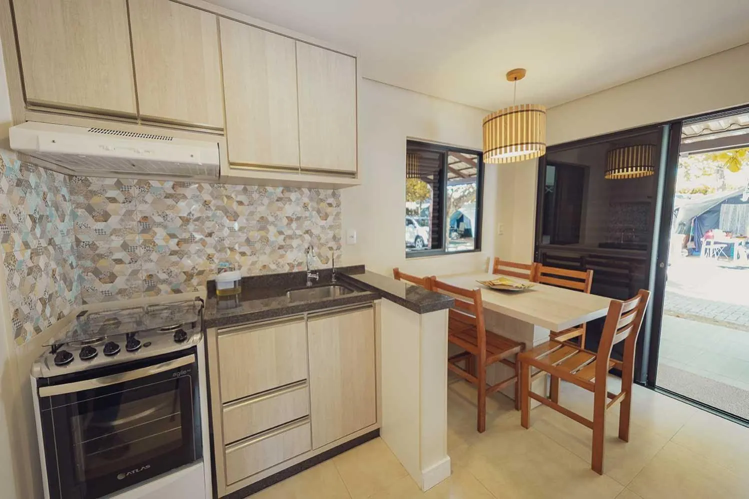 Communal kitchen in Parador Tropical