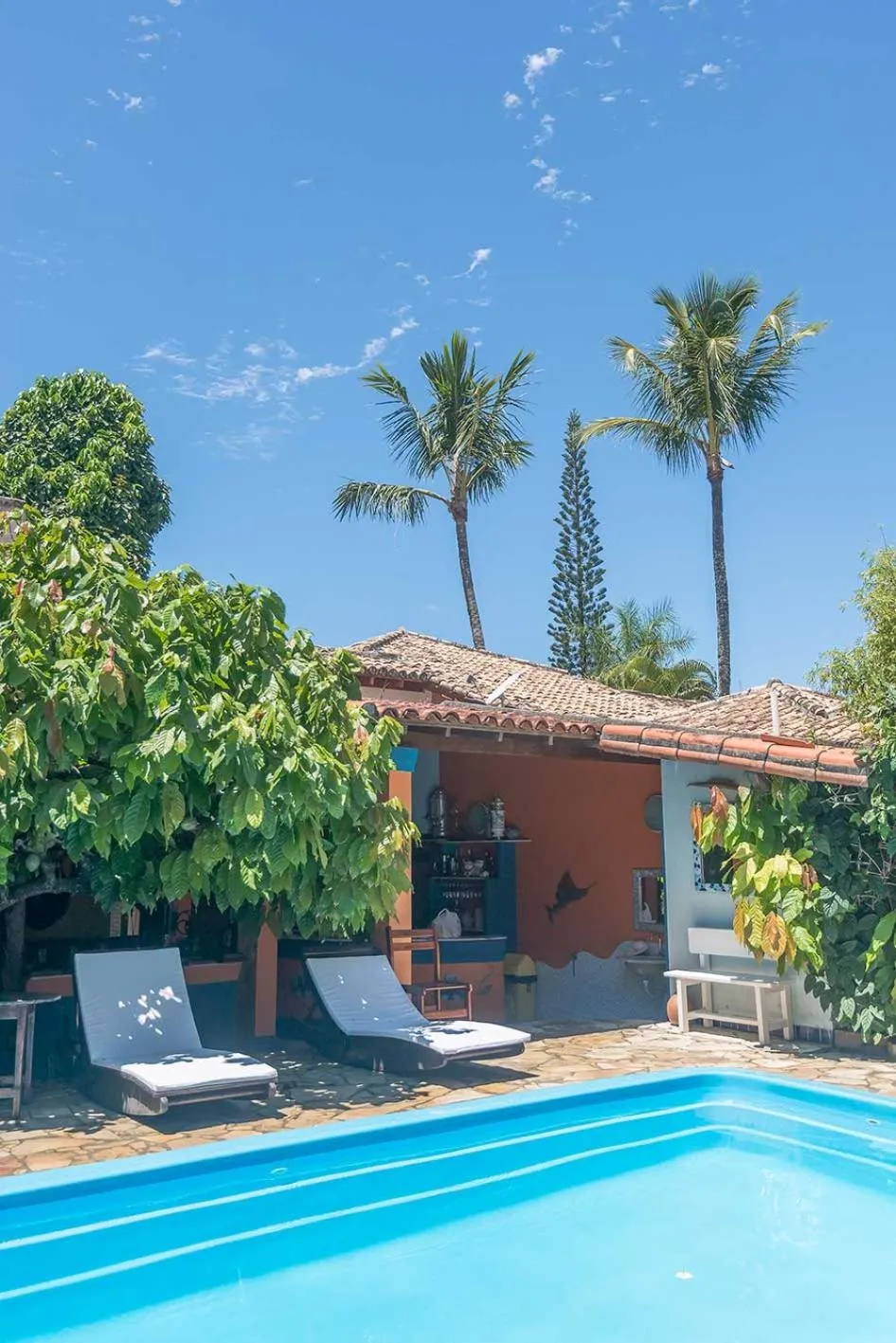 Swimming pool in Pousada Bemvirá