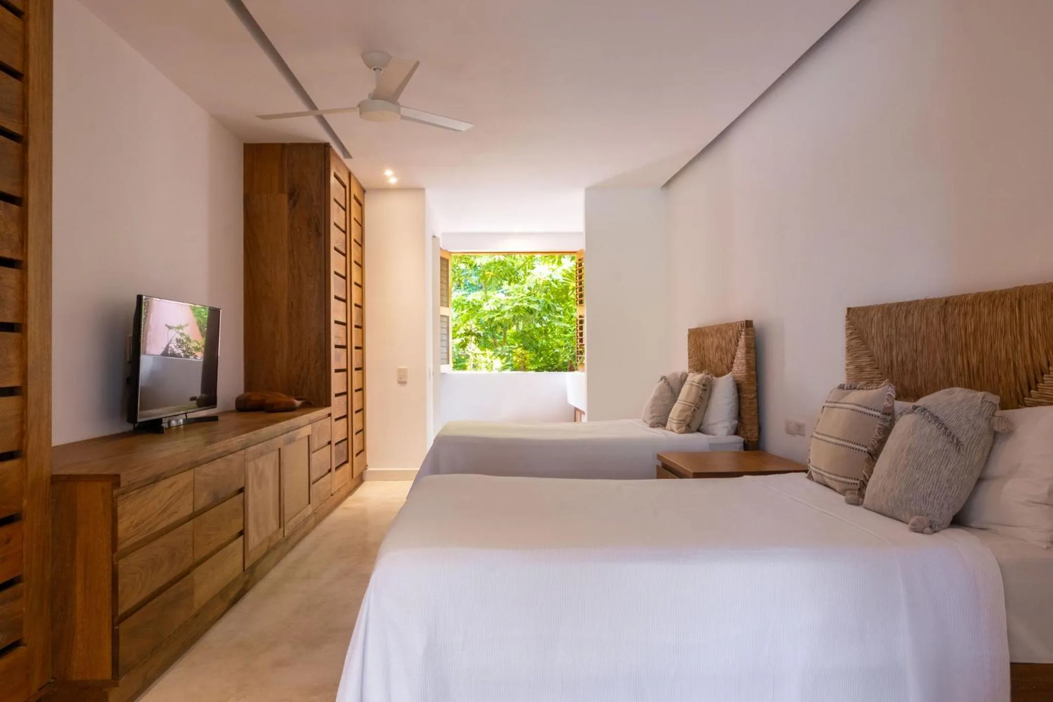 Bedroom, Bed in El Careyes Club & Residences