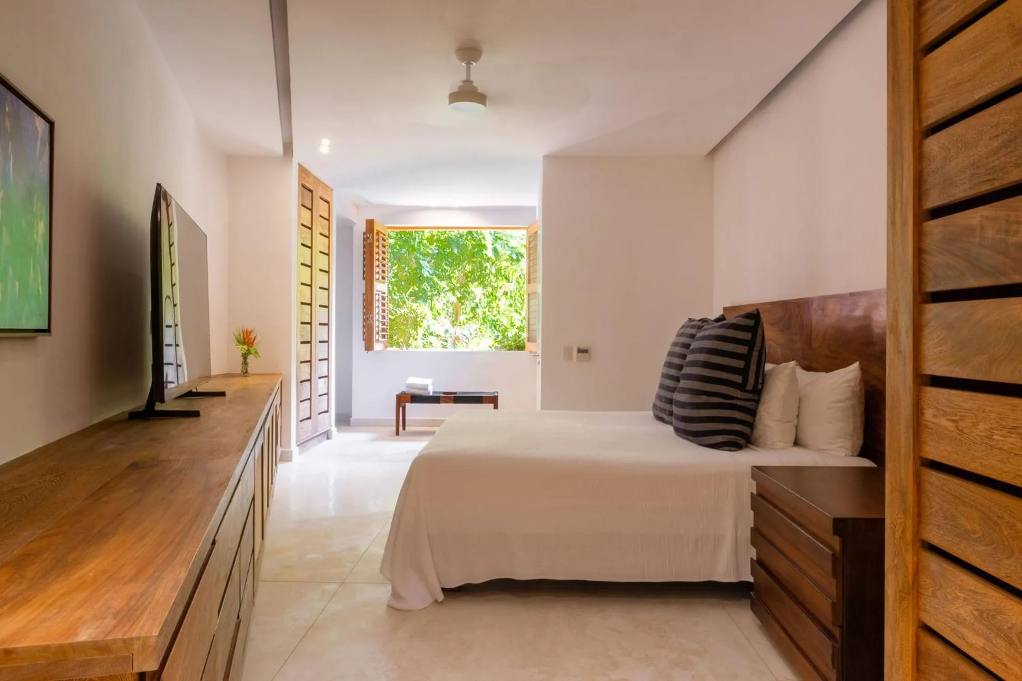Bedroom, Bed in El Careyes Club & Residences