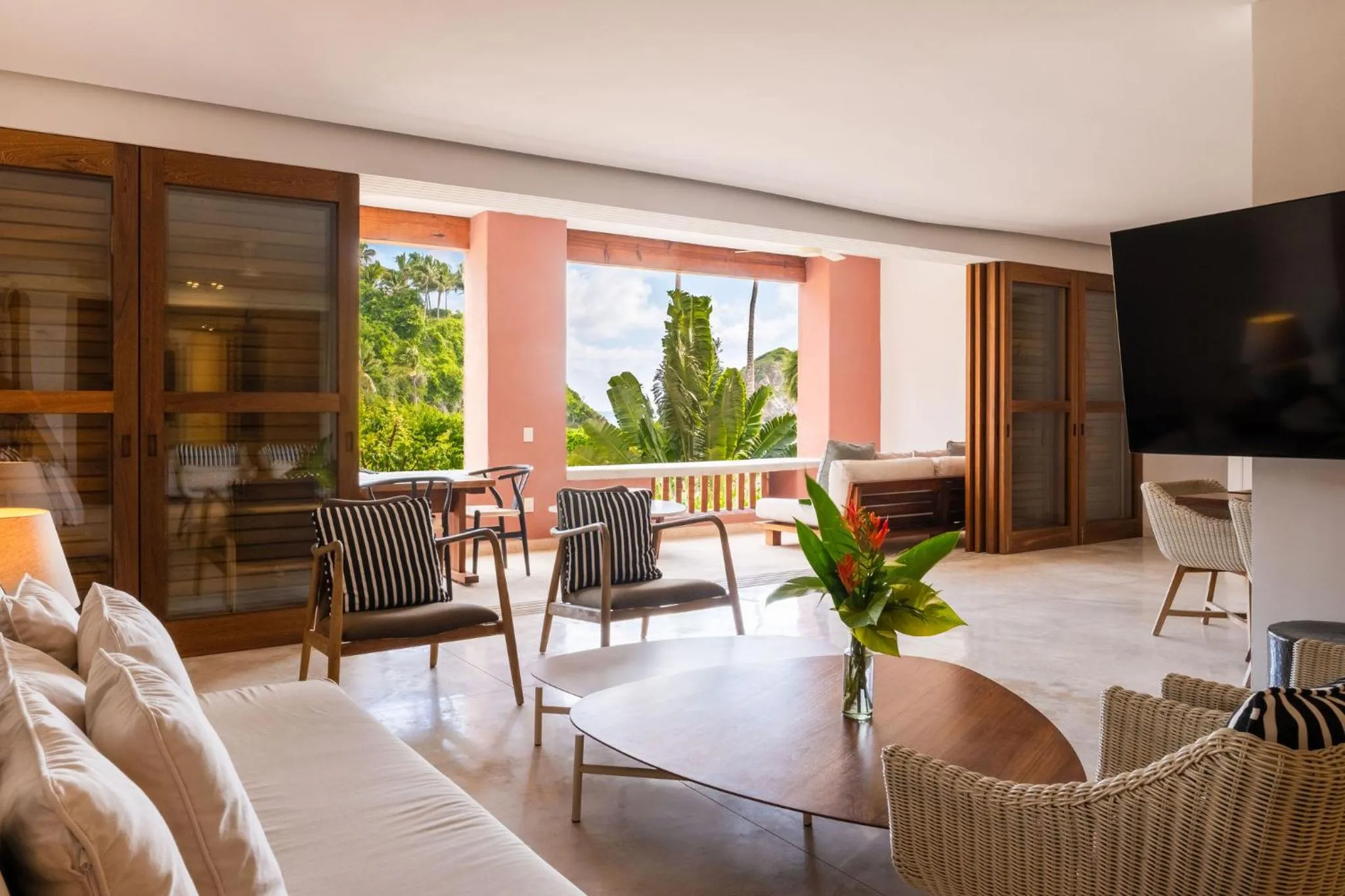 TV and multimedia in El Careyes Club & Residences