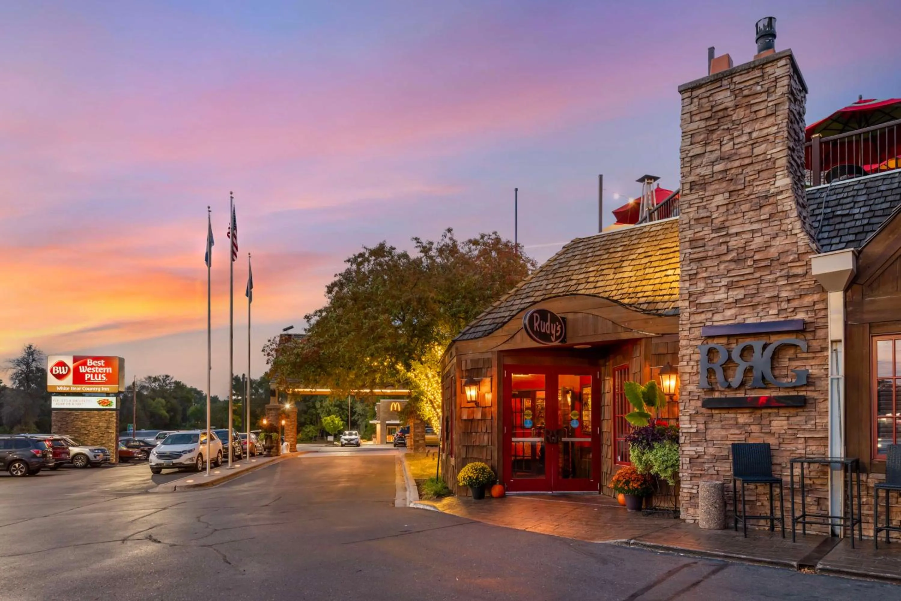 Property building in Best Western Plus White Bear Country Inn