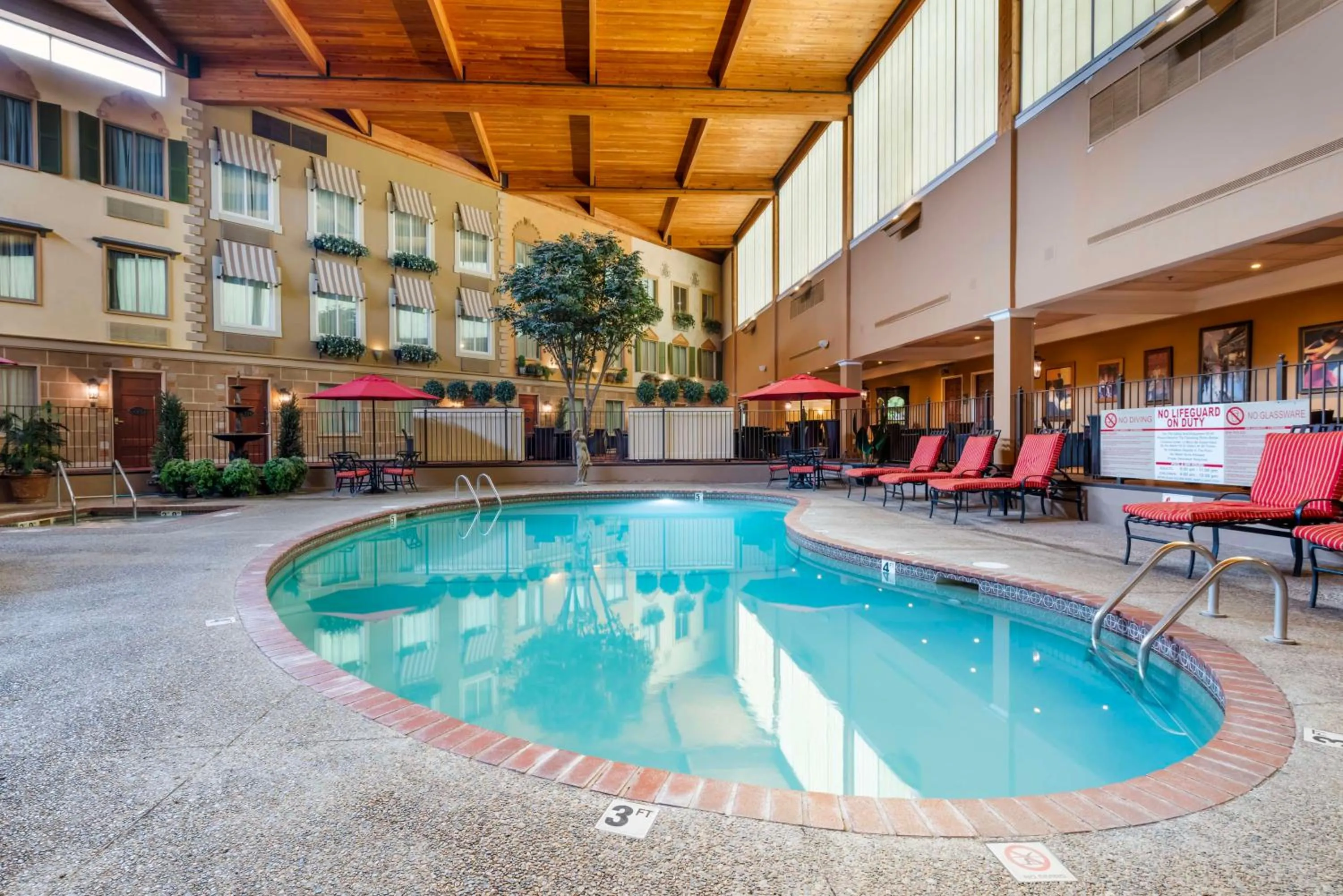 Pool view in Best Western Plus White Bear Country Inn