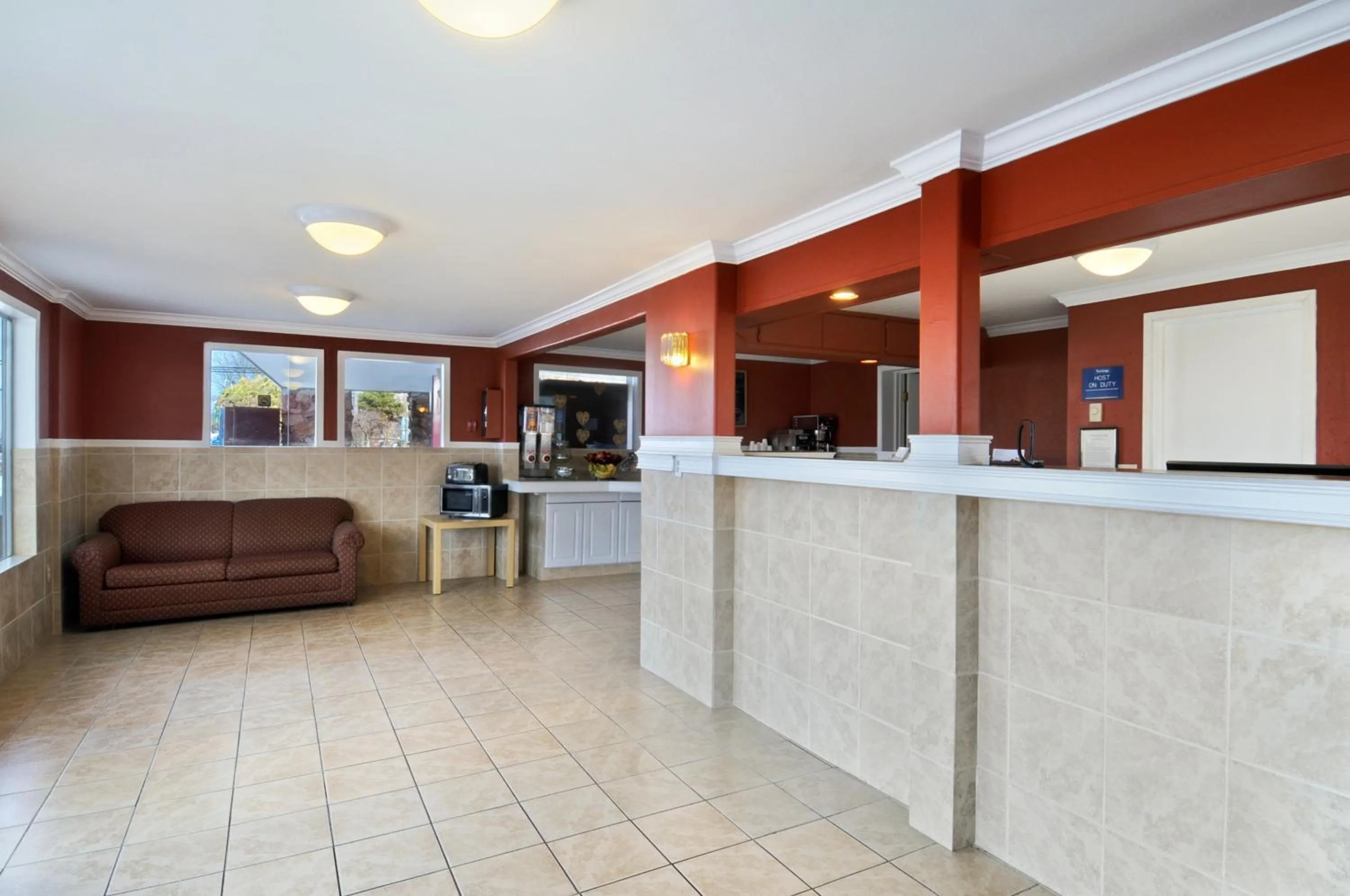 Lobby or reception, Lobby/Reception in Travelodge by Wyndham Port of Tacoma WA