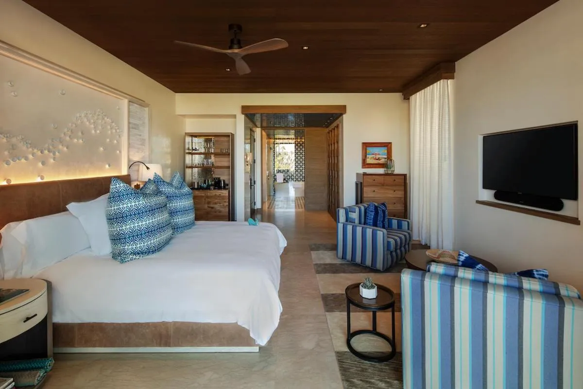 Photo of the whole room, Bed in Chileno Bay Resort & Residences, Auberge Collection