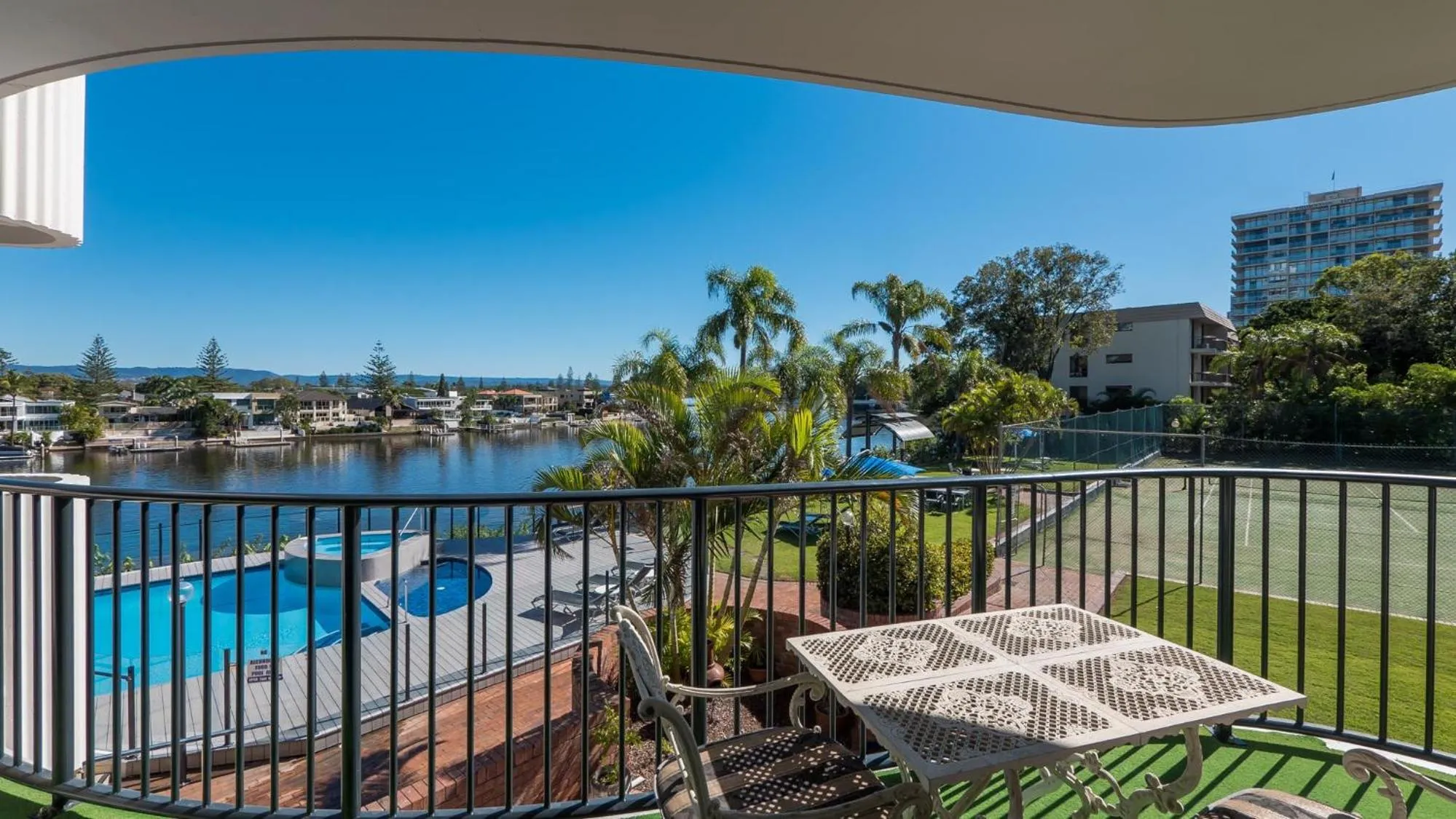 Balcony/Terrace in Silverton Apartment Resort Surfers Paradise