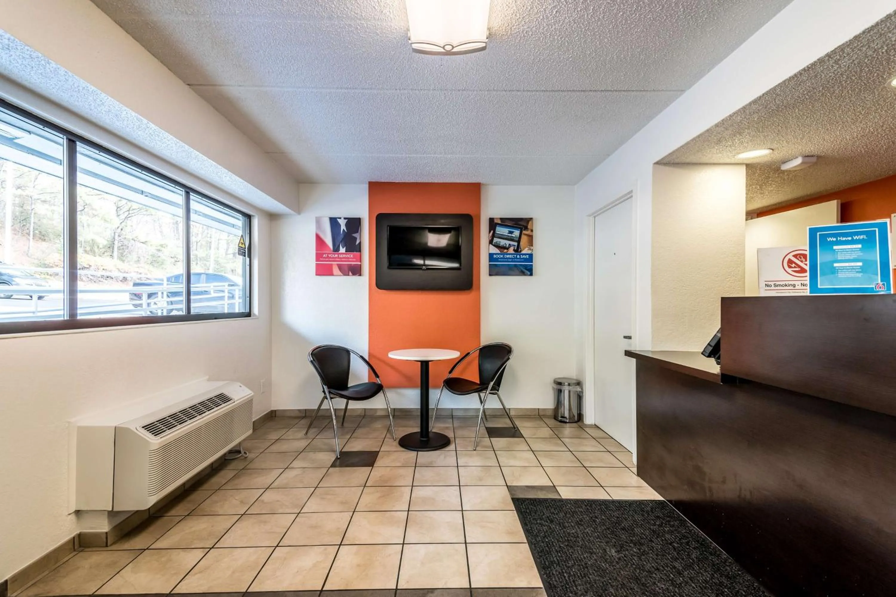 Lobby or reception in Motel 6-Birmingham, AL