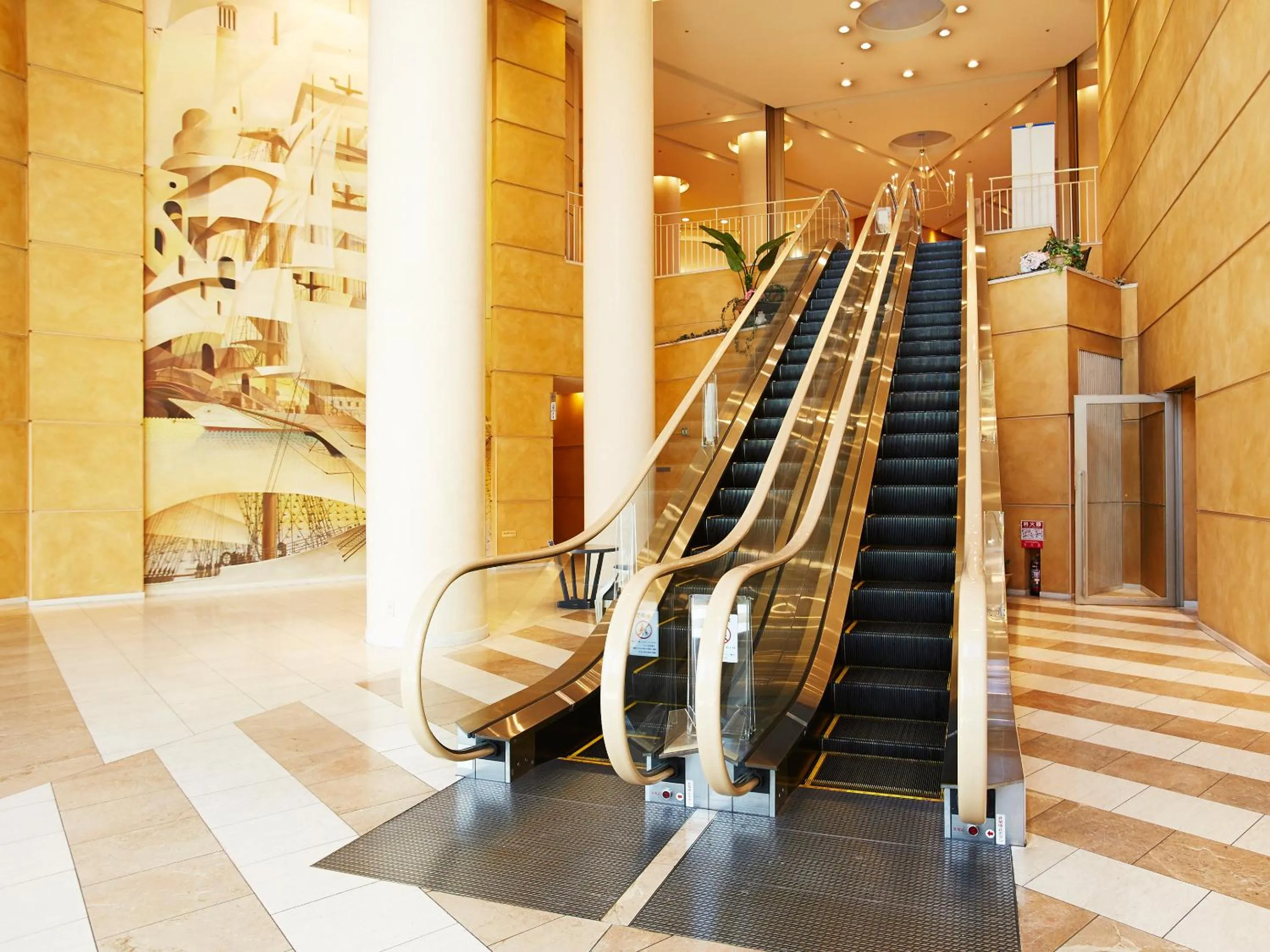 Facade/entrance in Hotel Seagull Tenpozan Osaka