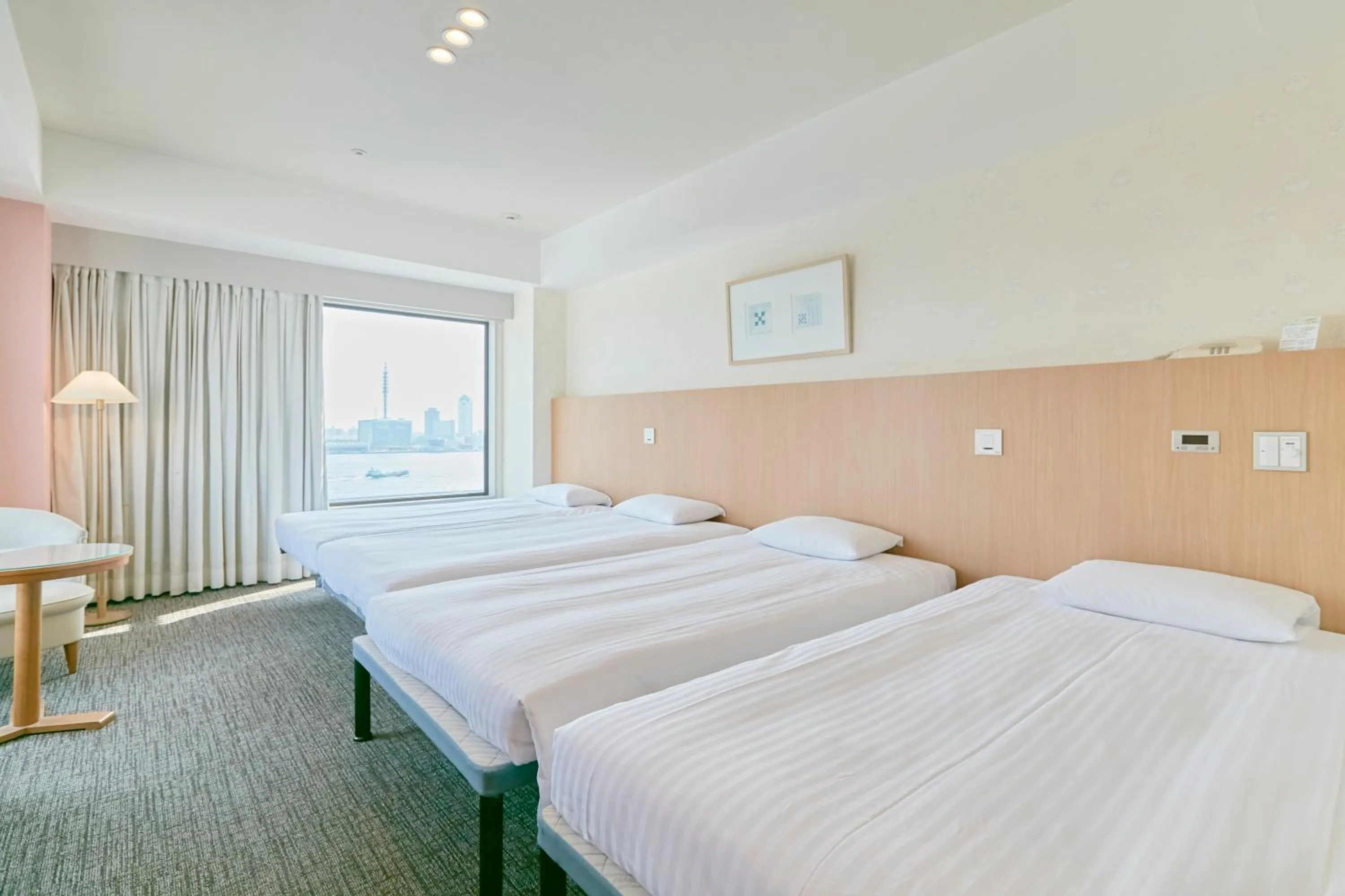 Bed in Hotel Seagull Tenpozan Osaka