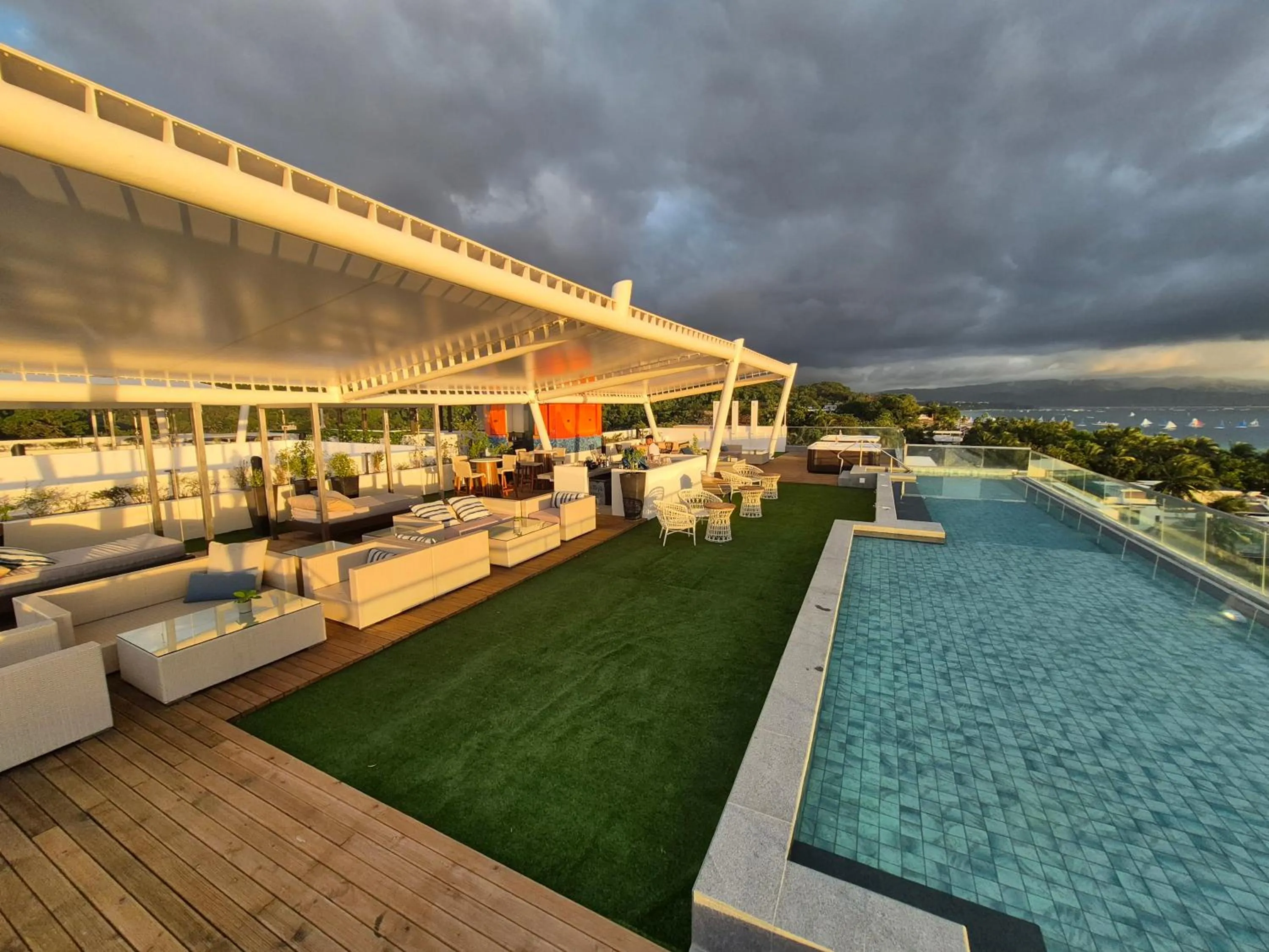 Restaurant/places to eat in Discovery Boracay