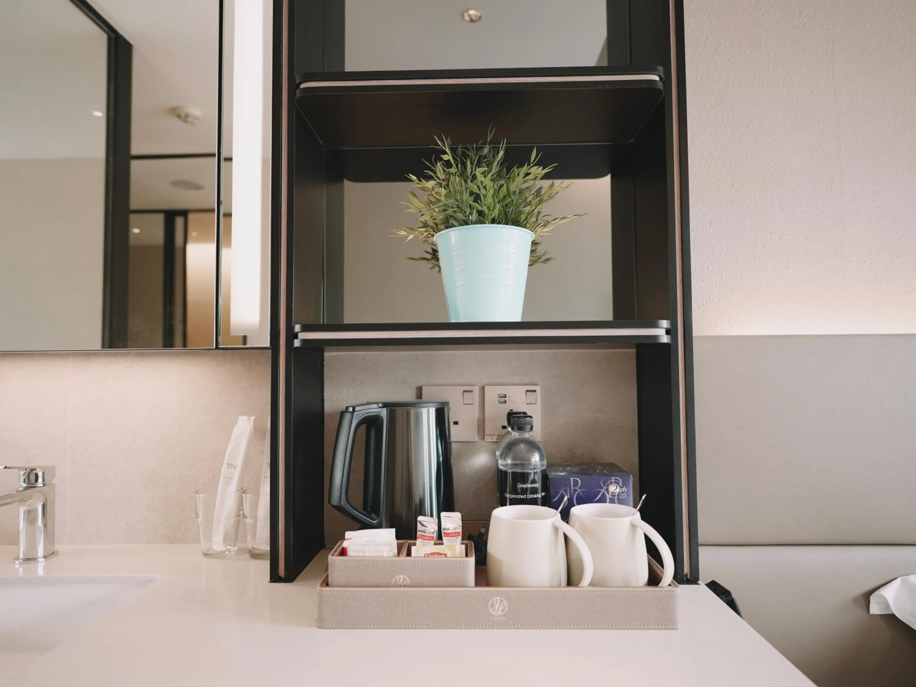 Kitchen/Kitchenette in Hotel 1900 @ Chinatown
