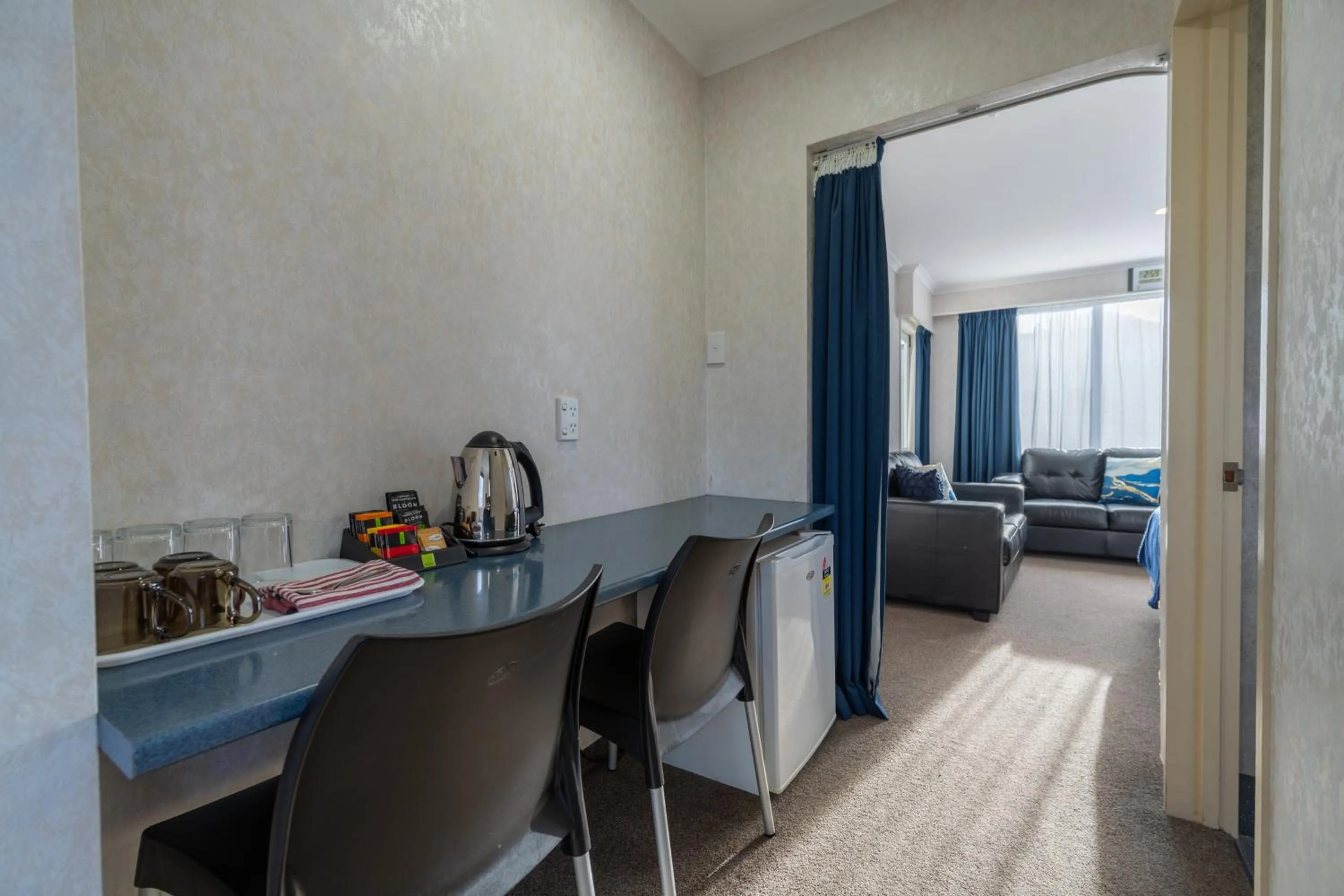 Coffee/tea facilities in Parklands Motel & Apartments Te Anau